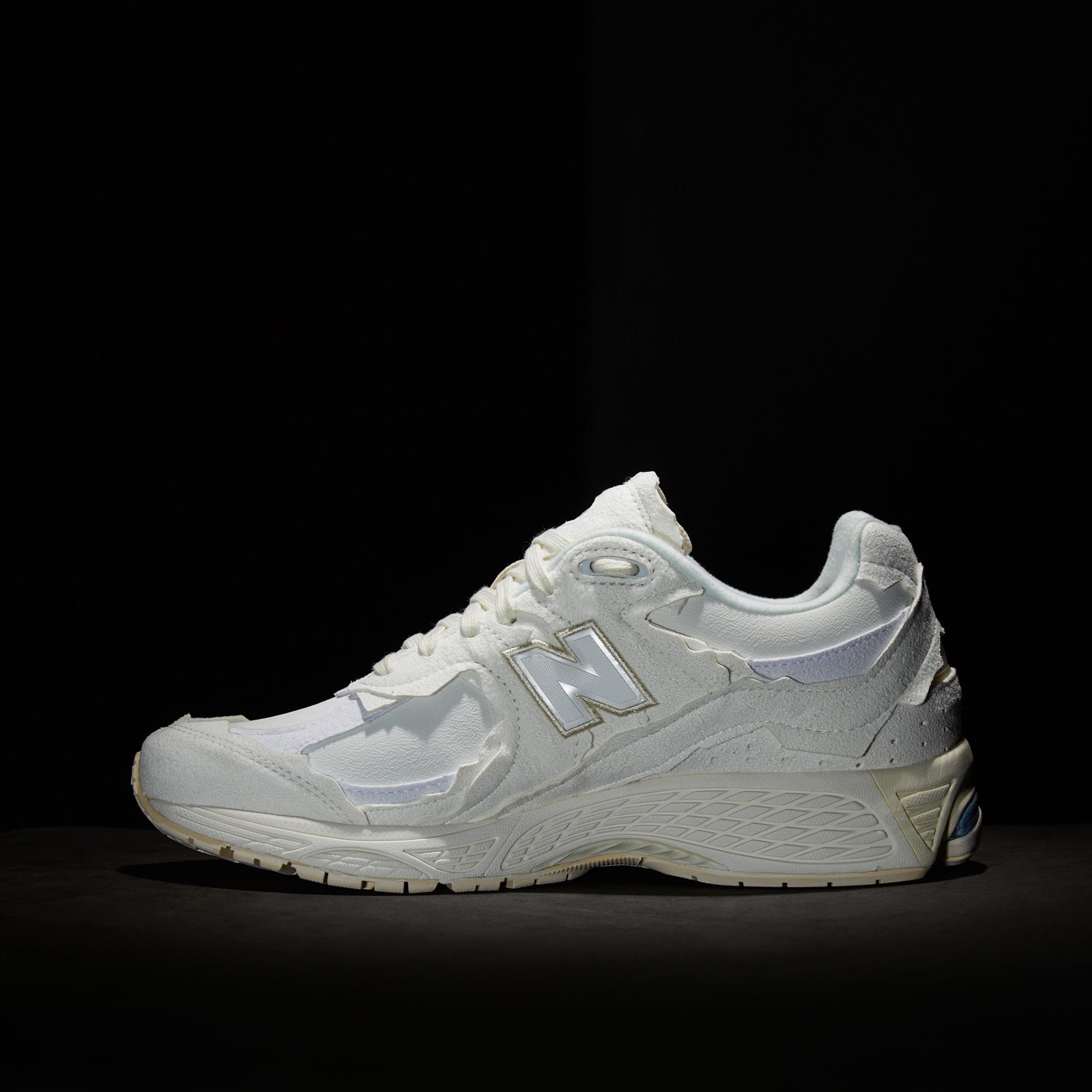 New Balance 2002 Lifestyle Unisex Beyaz Spor Ayakkabı