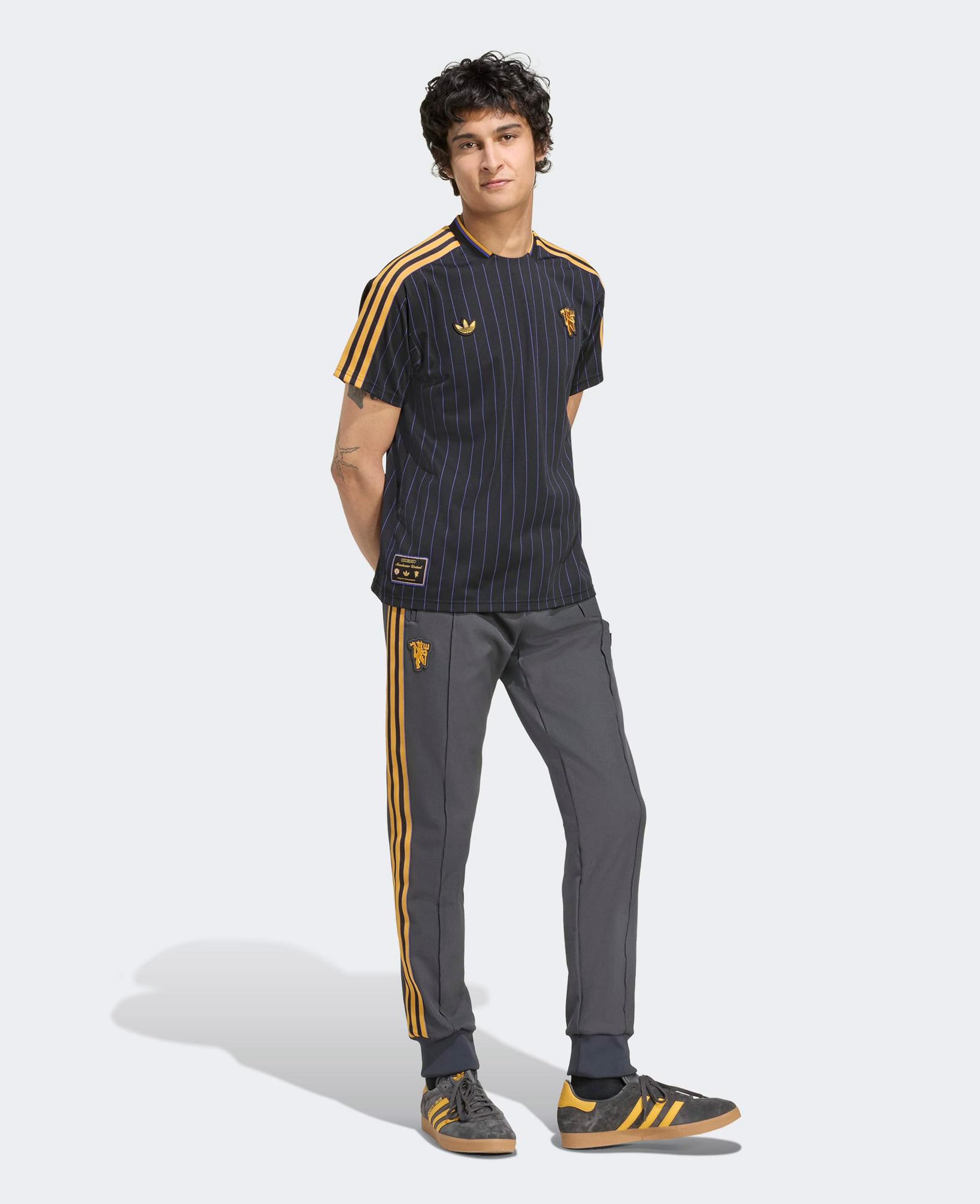 adidas Manchester United Terrace Icons Erkek Koyu Gri Eşofman Altı