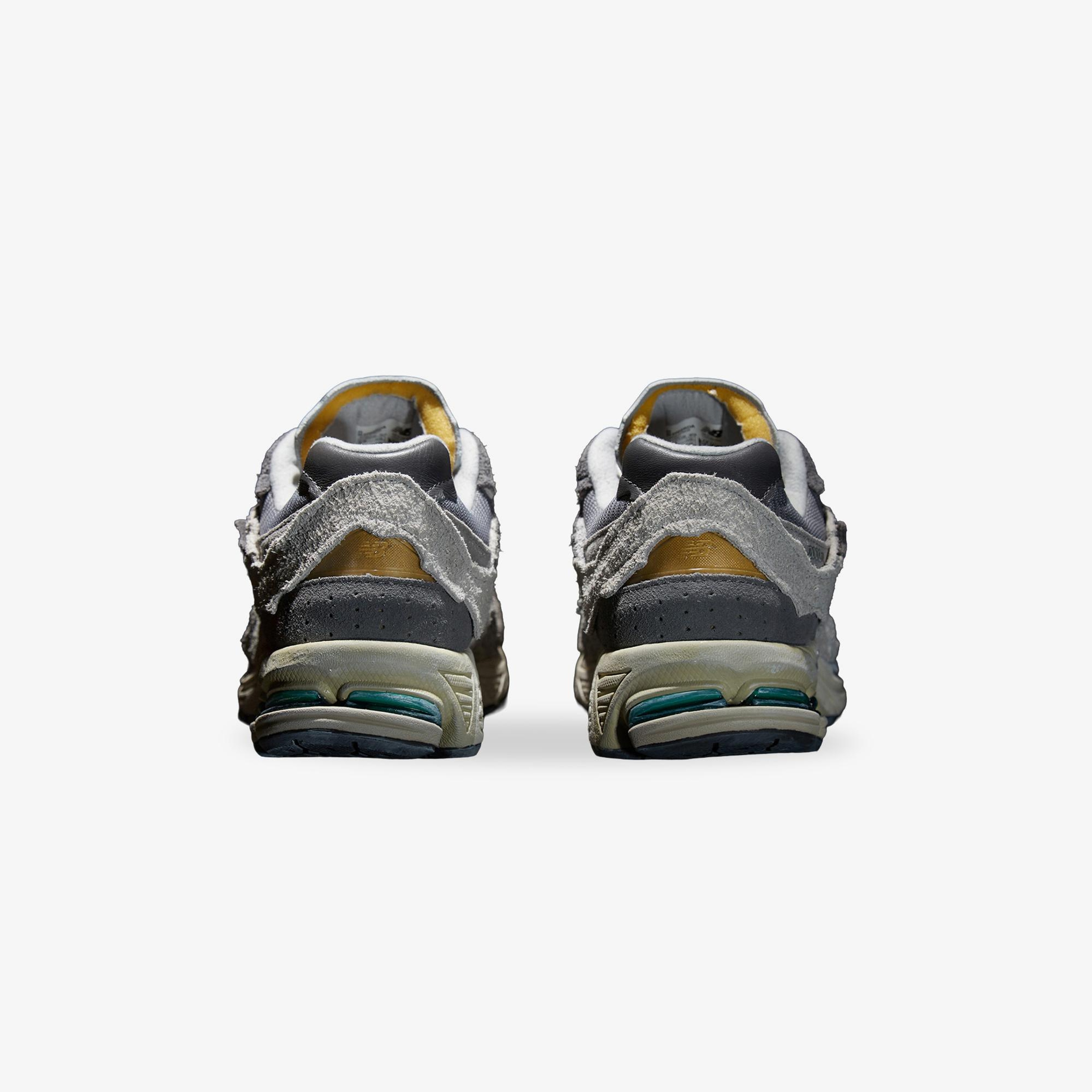 New Balance 2002 Lifestyle Unisex Gri Spor Ayakkabı