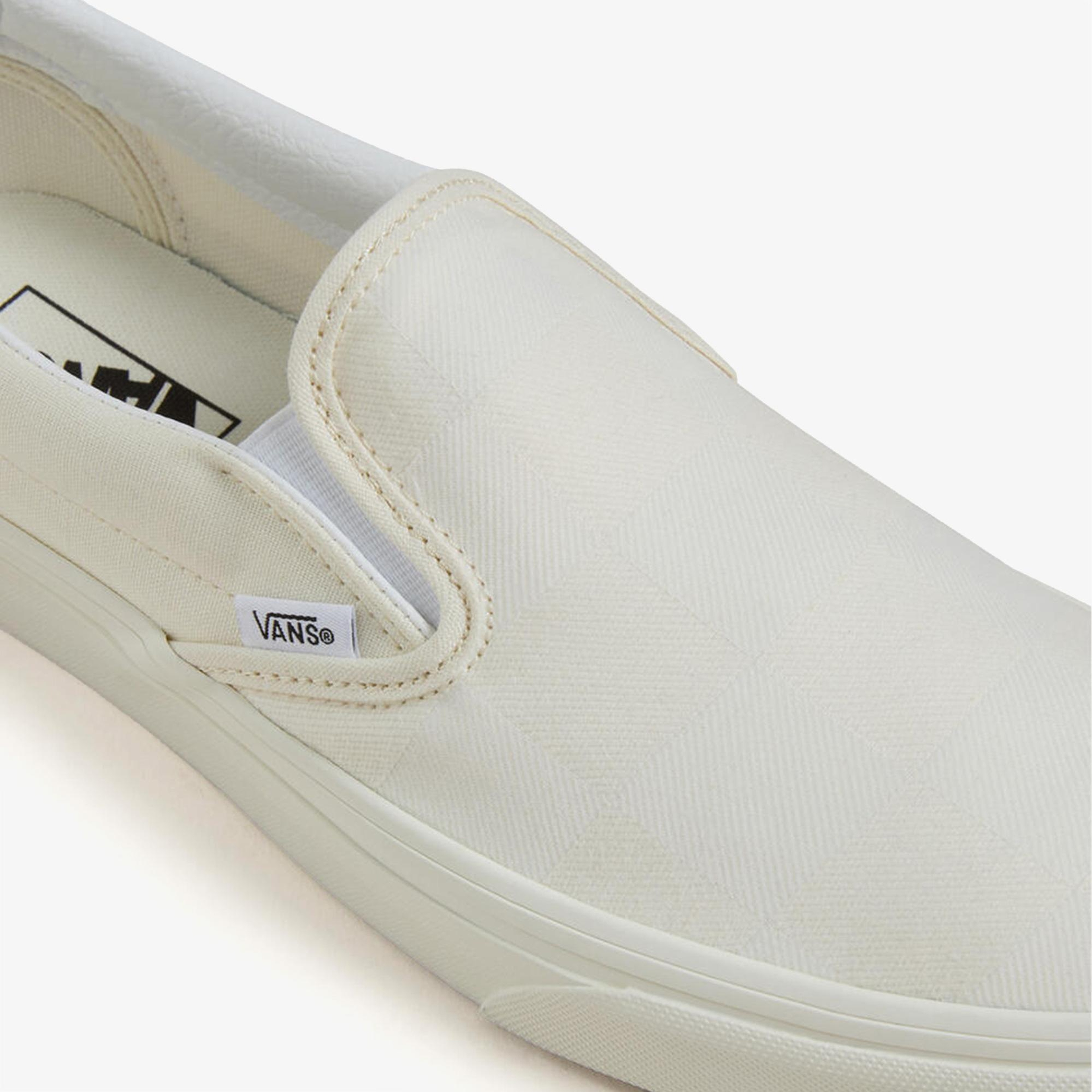 Vans Classic Slip-On Kadın Beyaz Sneaker