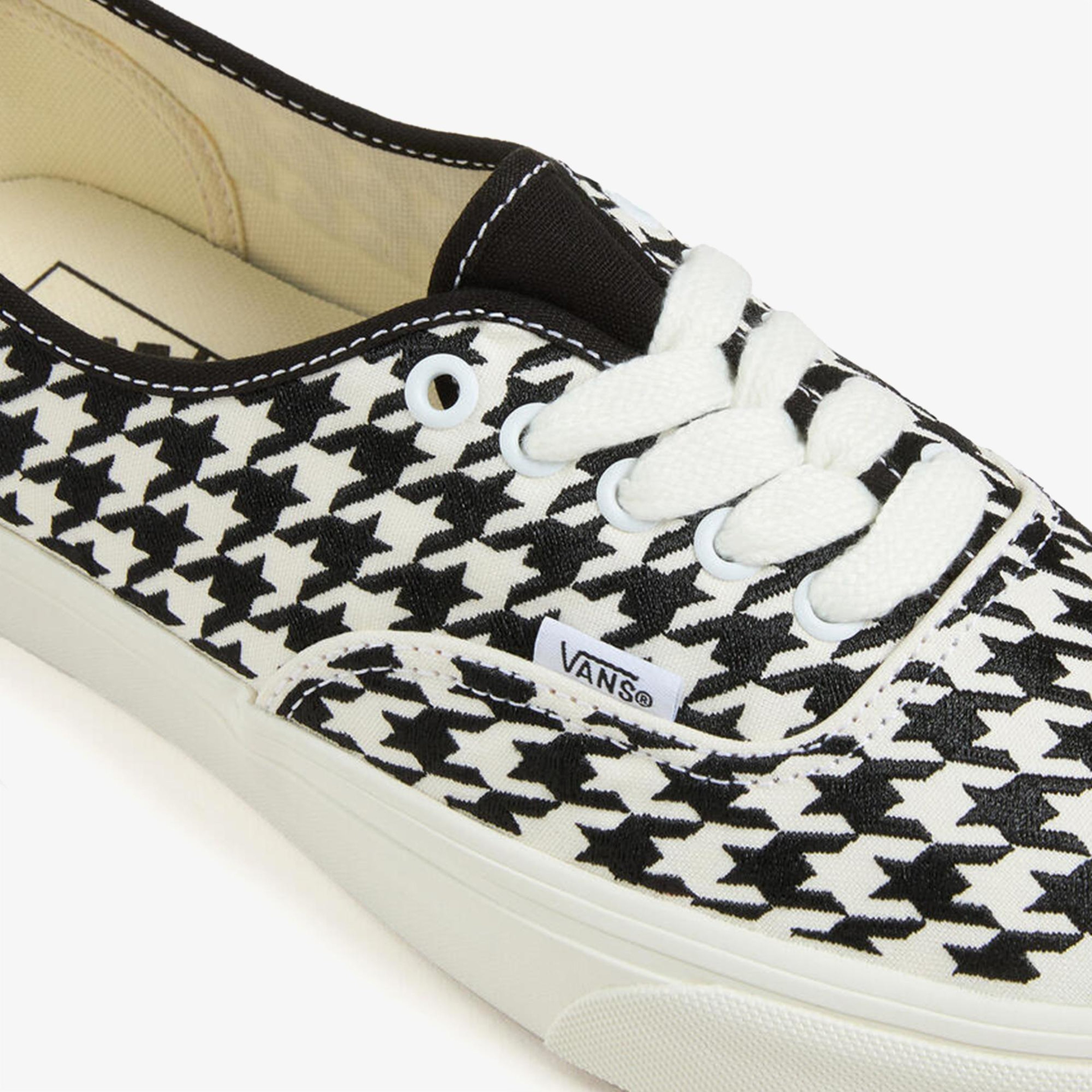 Vans Authentic Kadın Beyaz Sneaker