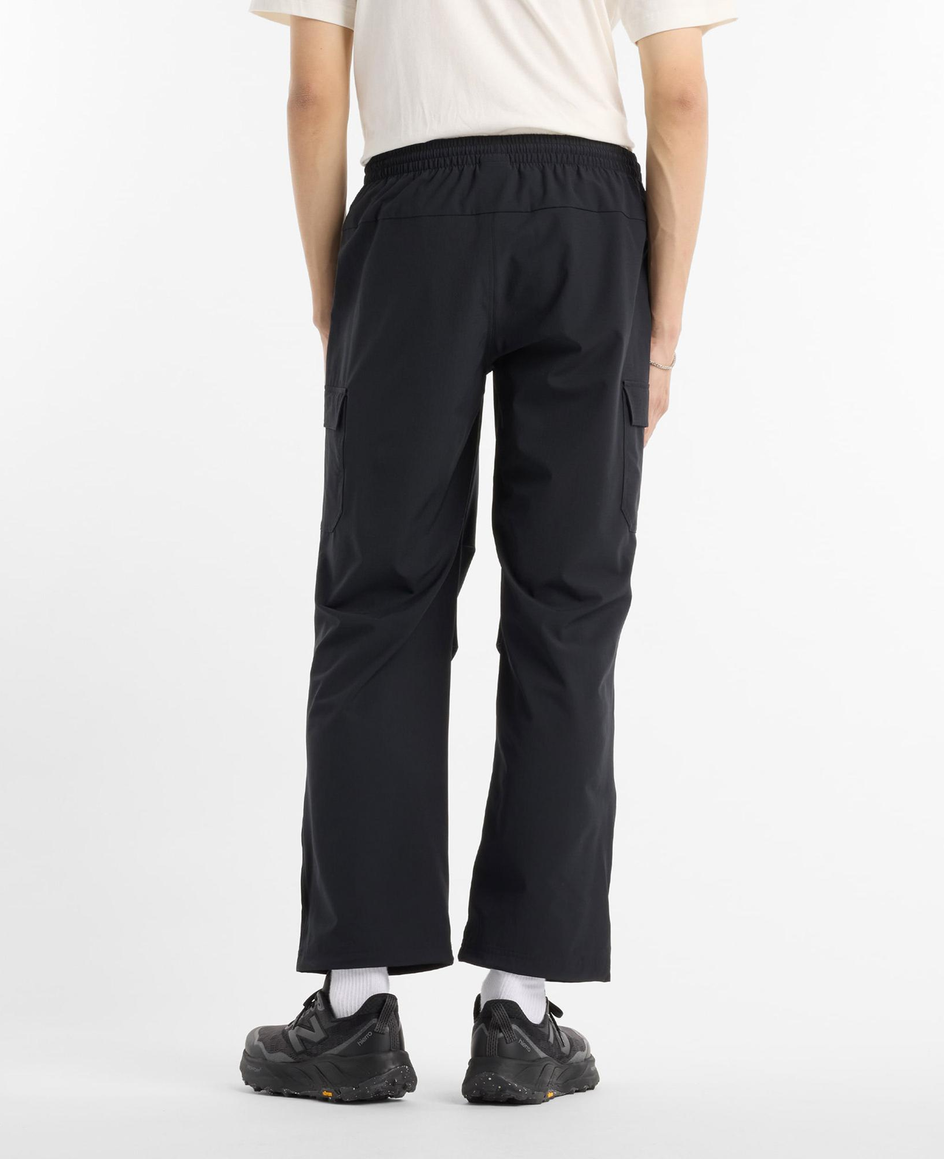 New Balance MP51538 Erkek Siyah Eşofman Altı