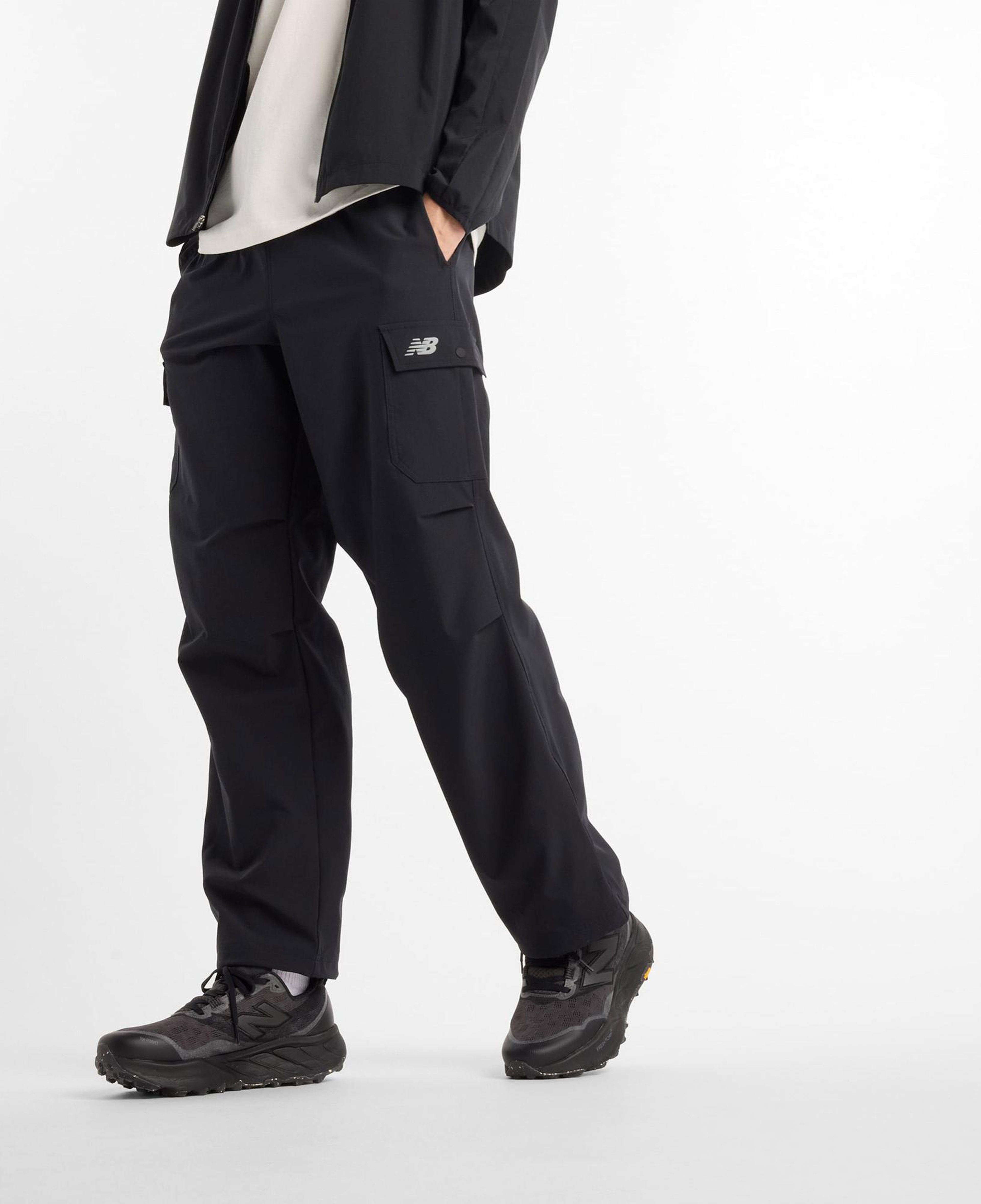 New Balance MP51538 Erkek Siyah Eşofman Altı