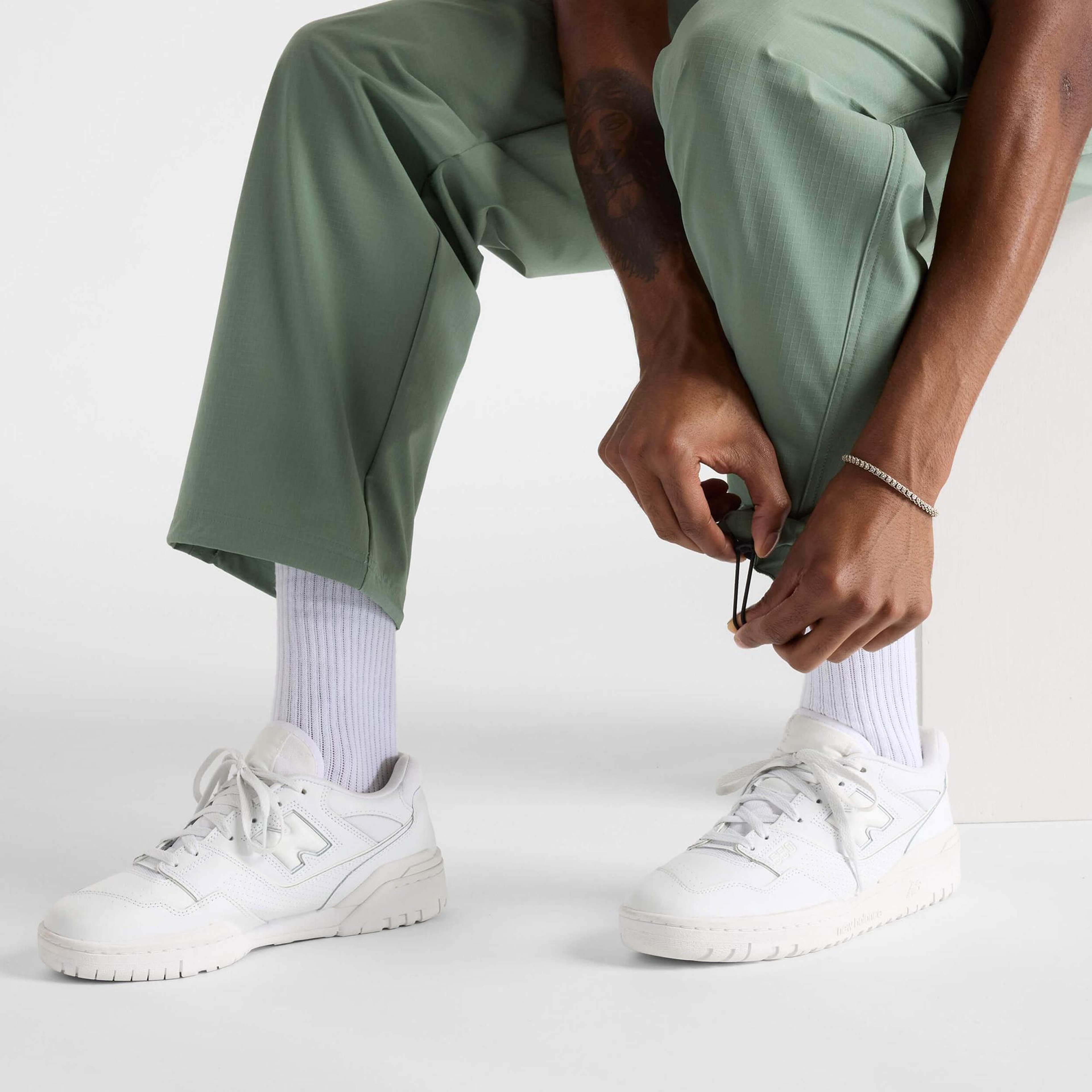 New Balance MP51538 Erkek Gri Eşofman Altı