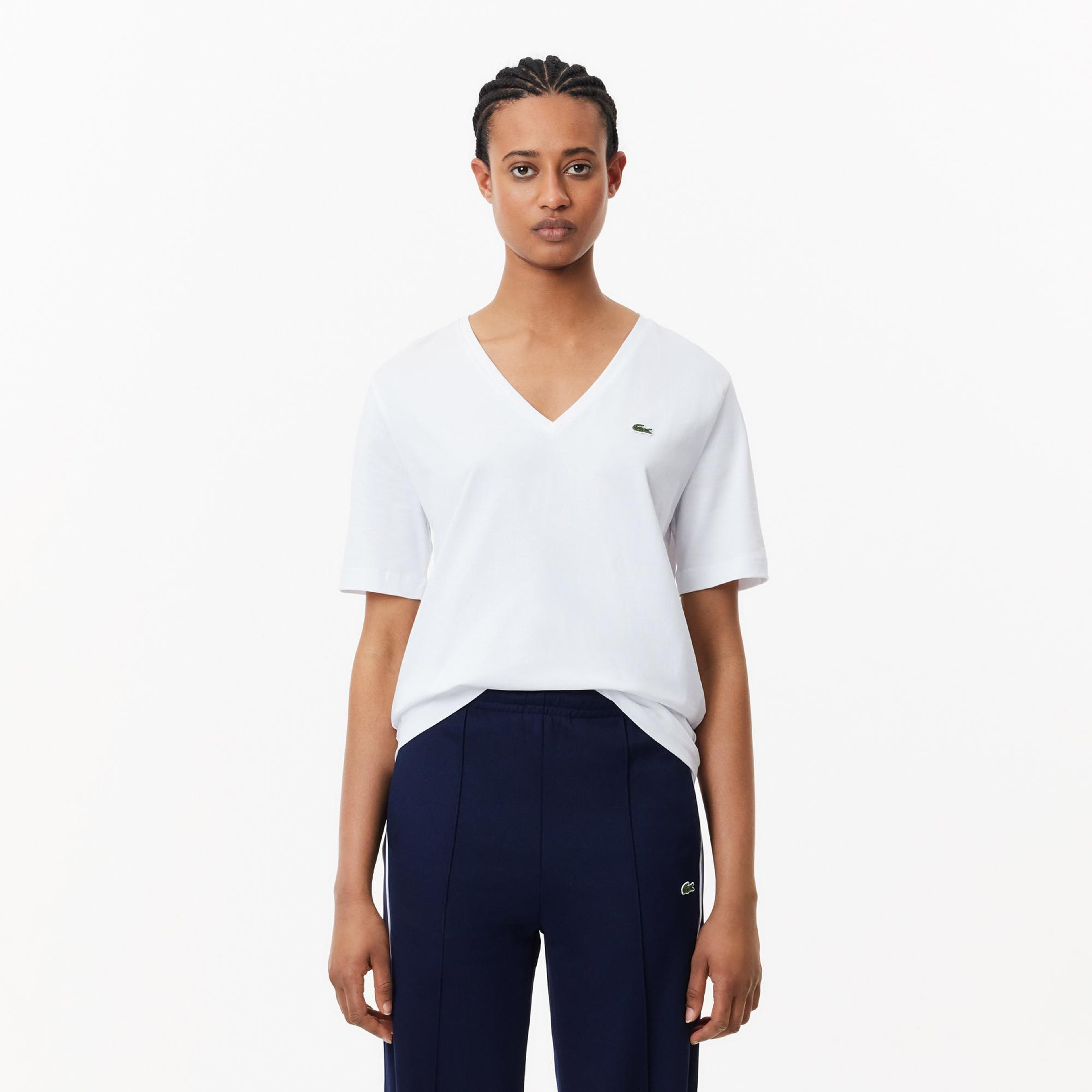 Lacoste Kadın Relaxed Fit V Yaka Beyaz T-Shirt