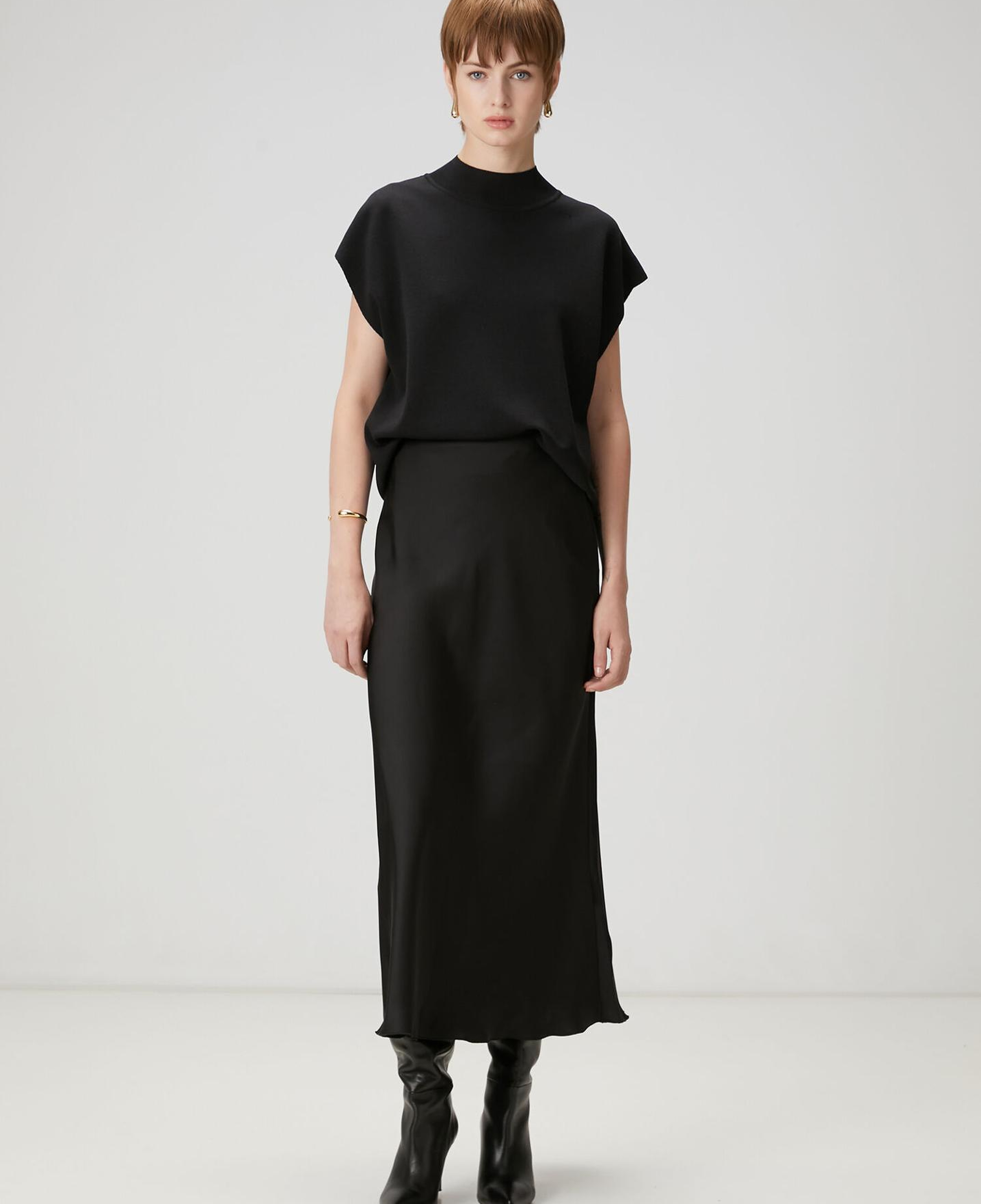 Beymen Club Kadın Siyah Midi Saten Evaze Etek