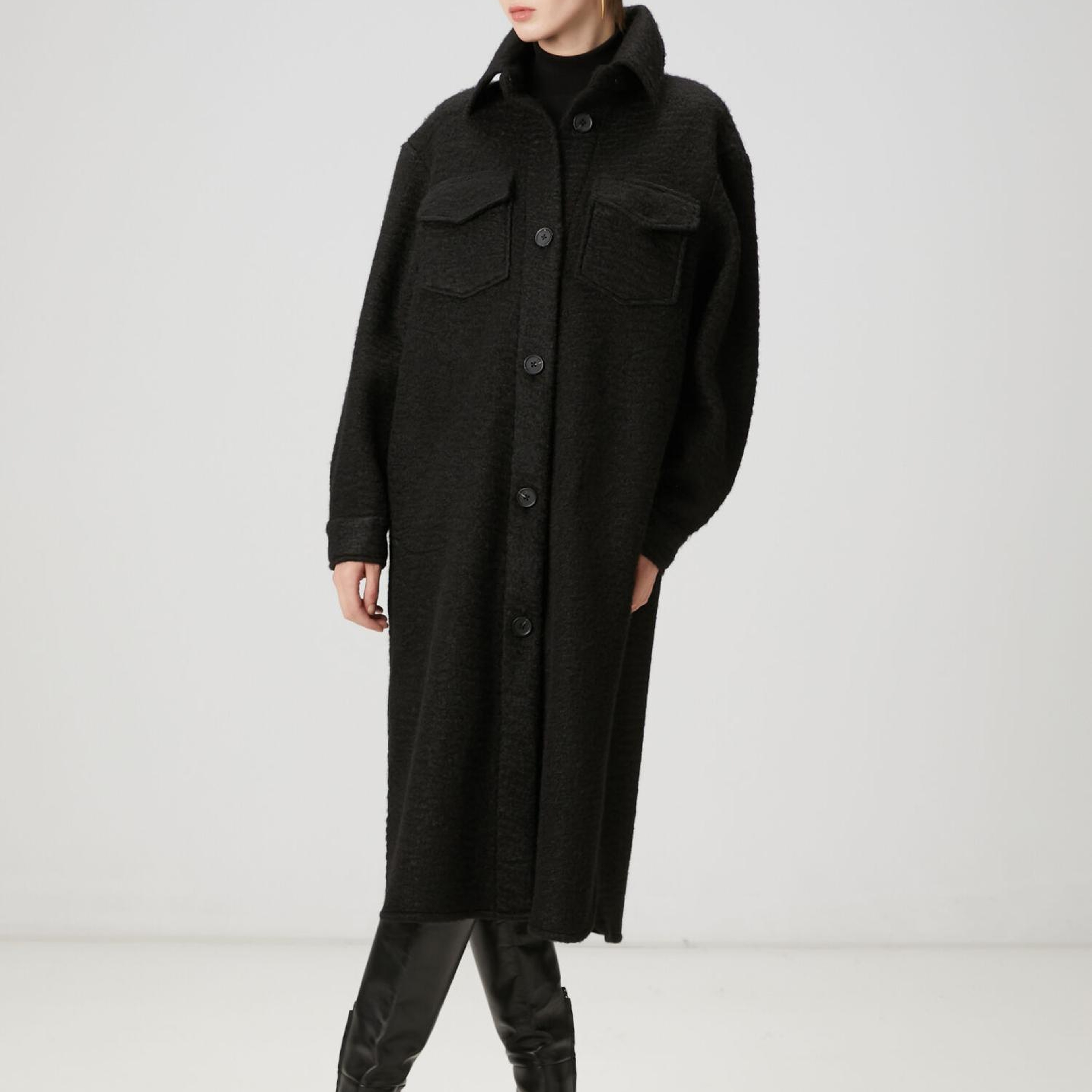 Beymen Club Kadın Siyah Yıldız Nakışlı Uzun Yün Dış Gömlek