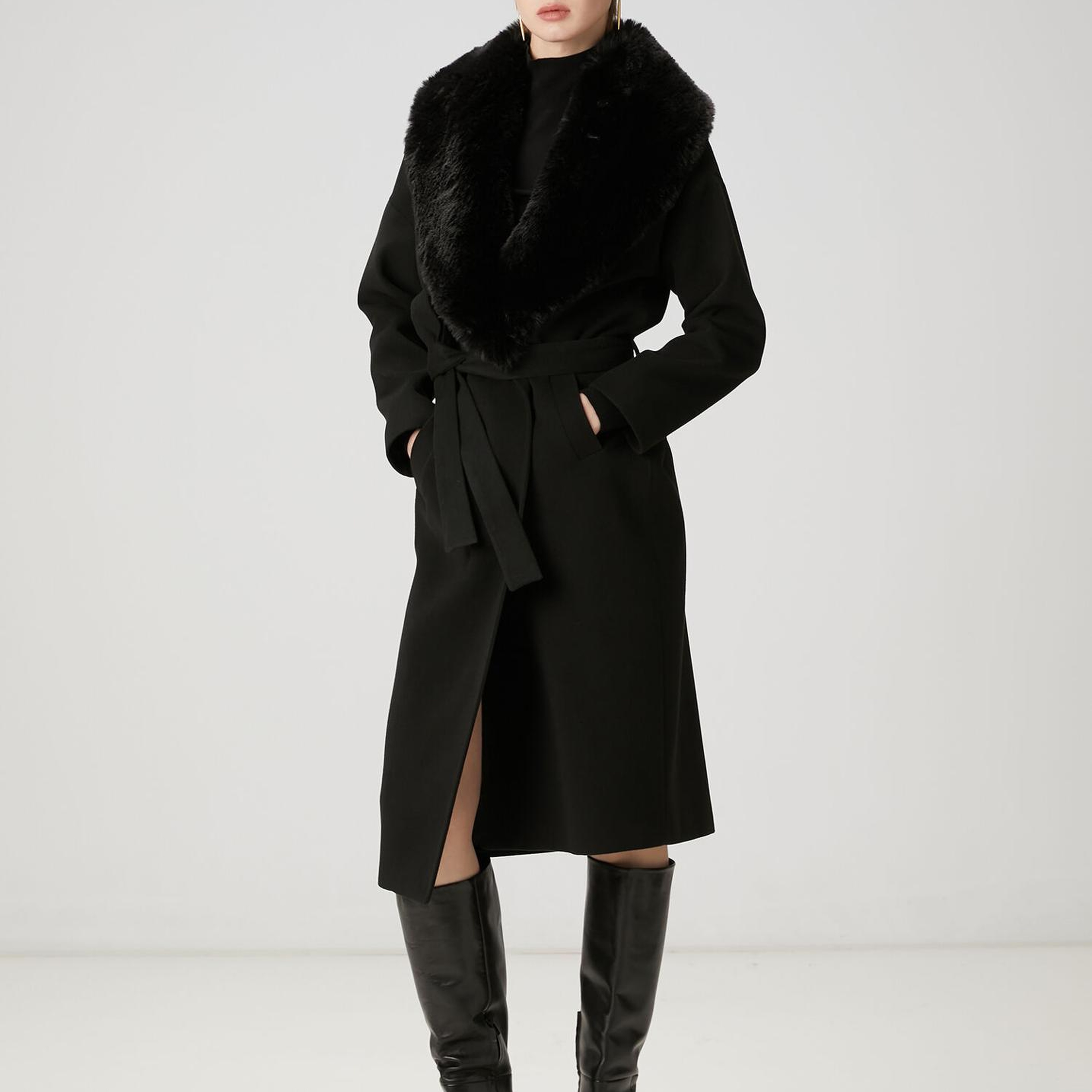 Beymen Club Kadın Siyah Kürk Yaka Kruvaze Palto