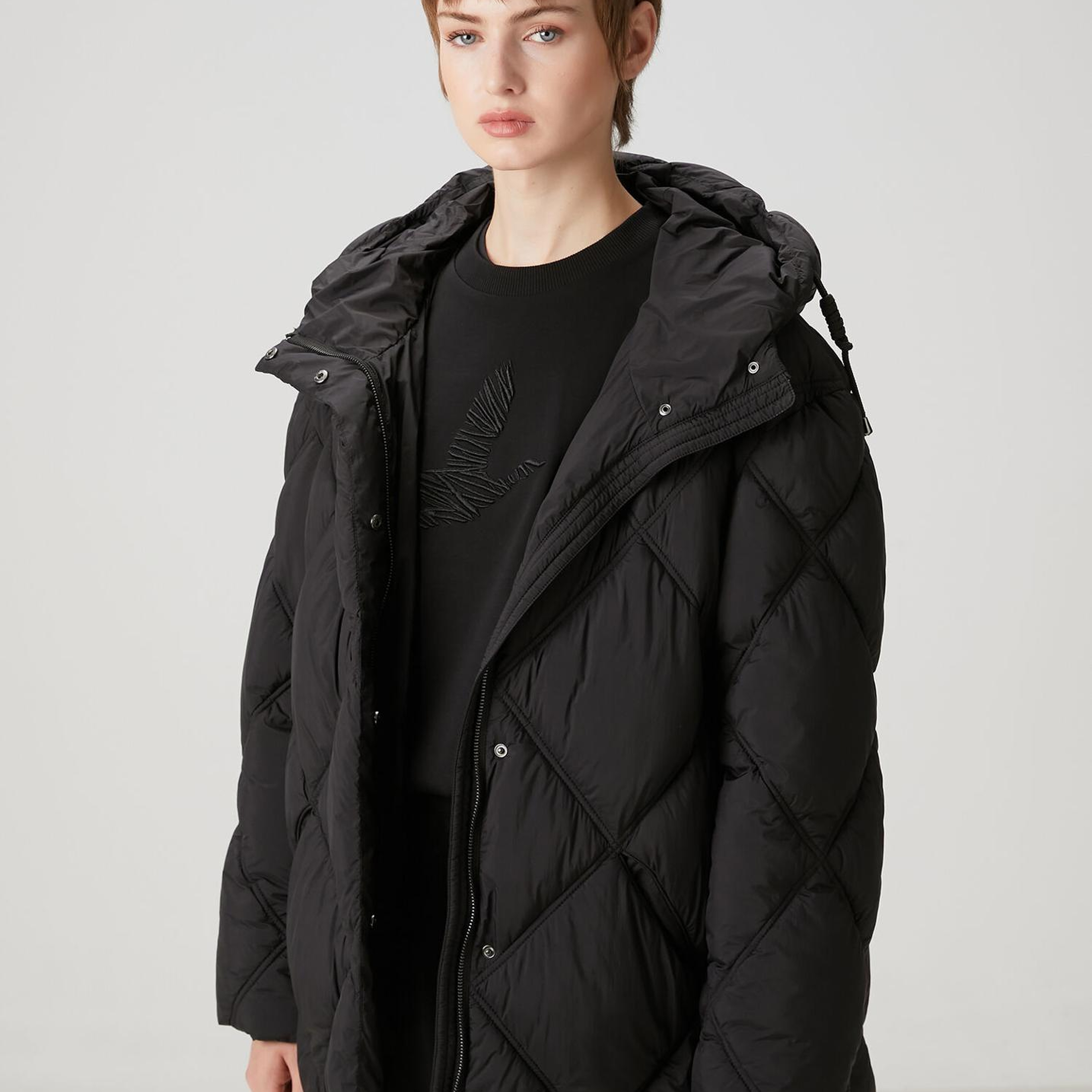 Beymen Club Kadın Siyah Kapüşonlu Puffer Mont