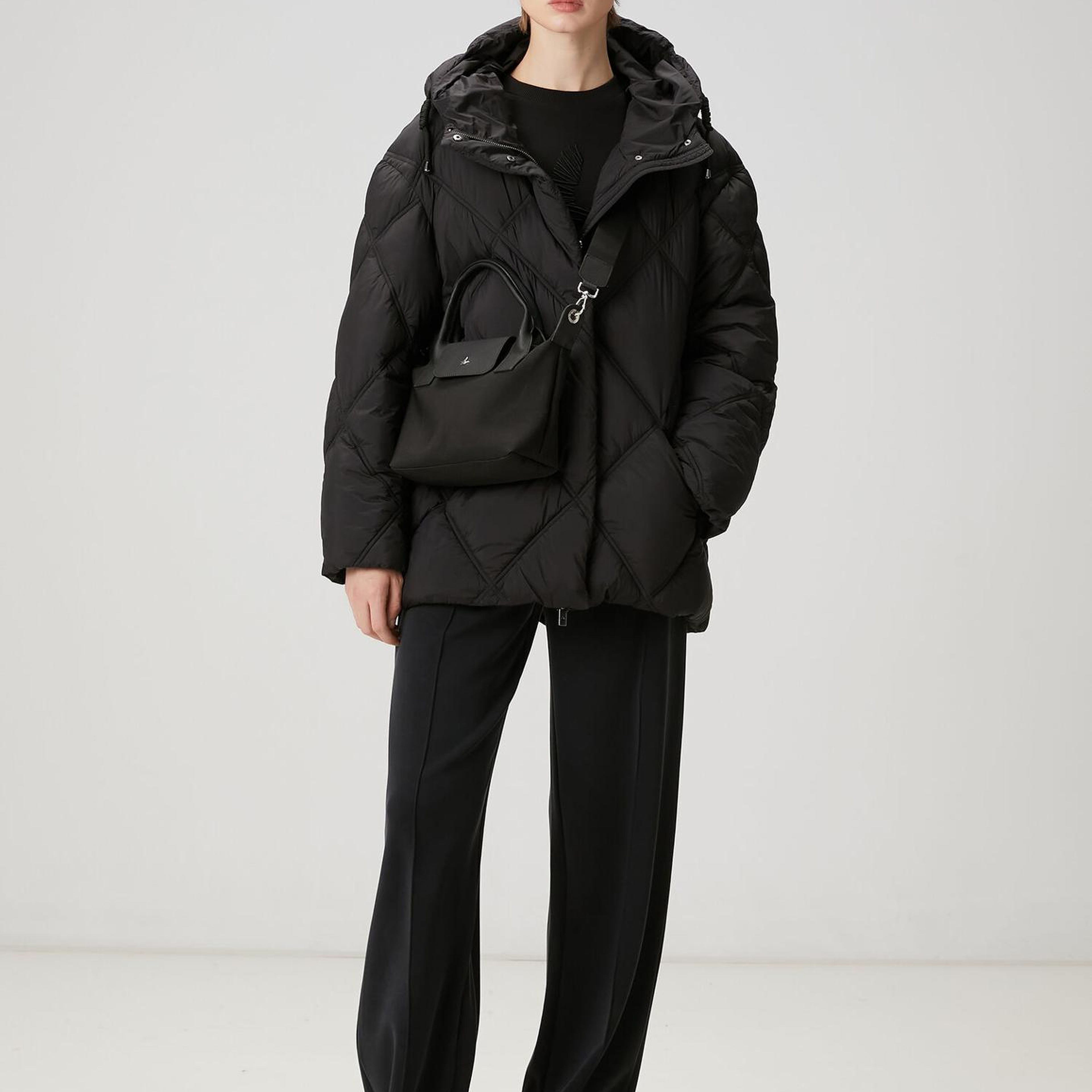 Beymen Club Kadın Siyah Kapüşonlu Puffer Mont