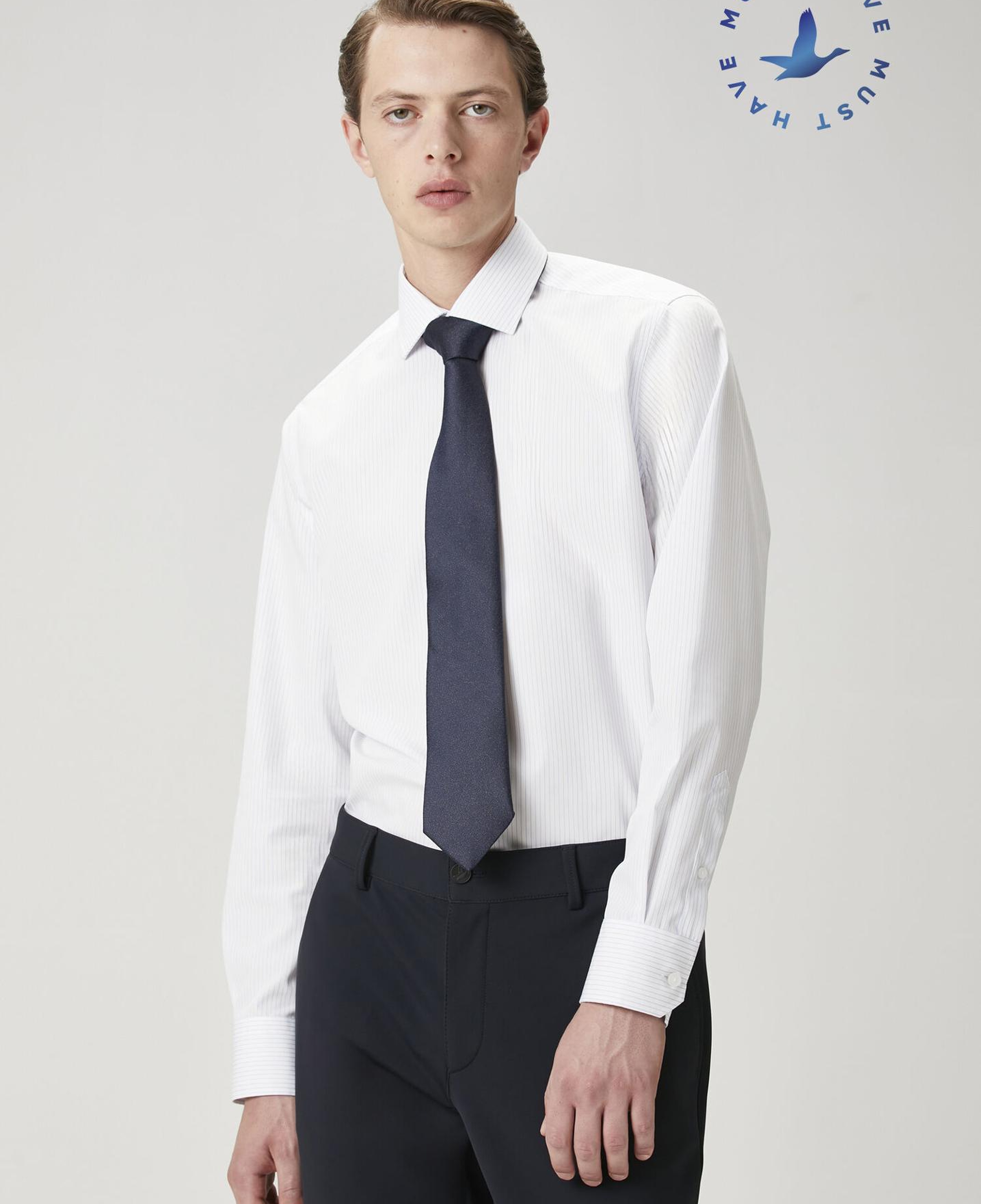 Beymen Club Erkek Comfort Fit Non Iron Mavi Beyaz Çizgili Gömlek