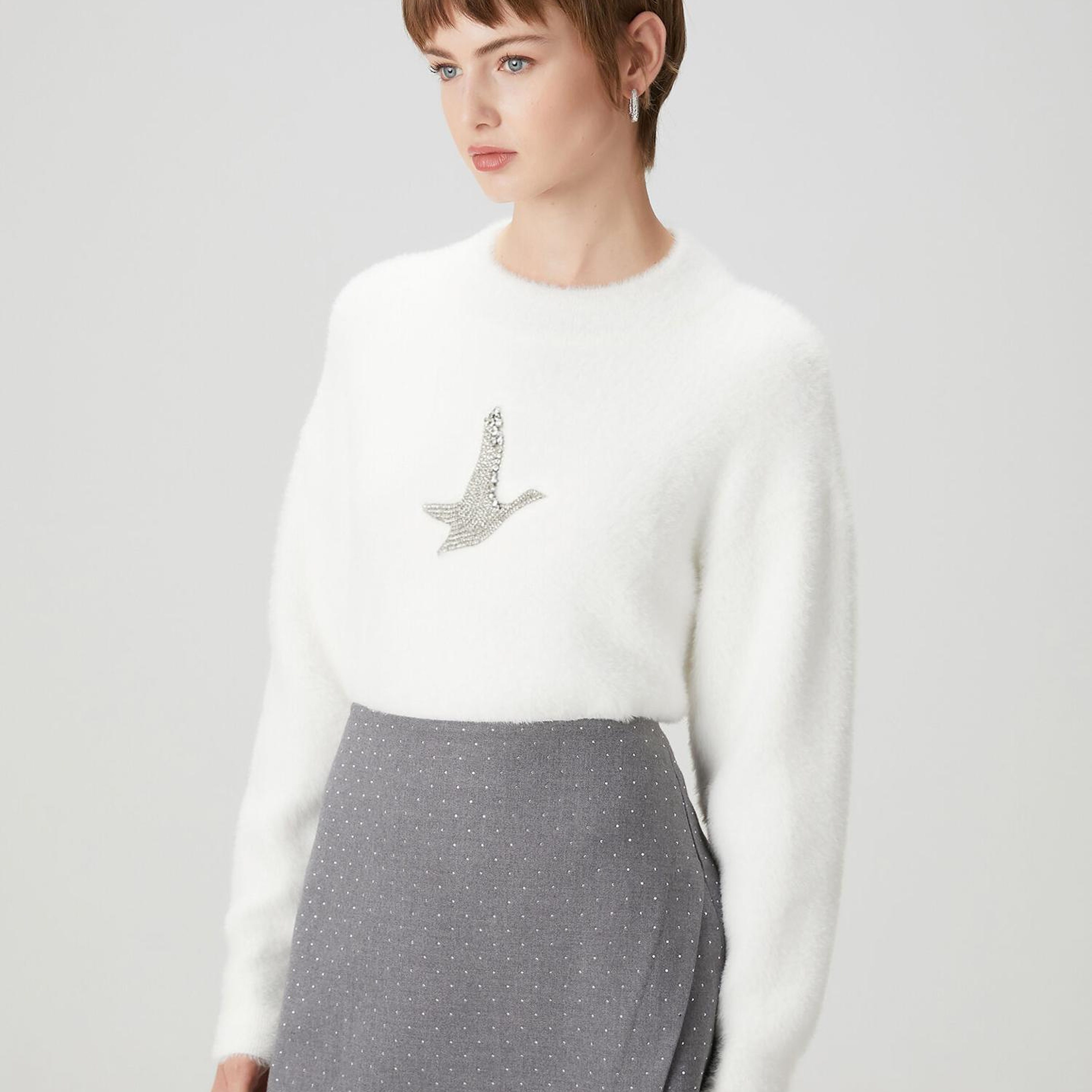 Beymen Club Kadın Kırık Beyaz Taşlı Kaz Logolu Kazak