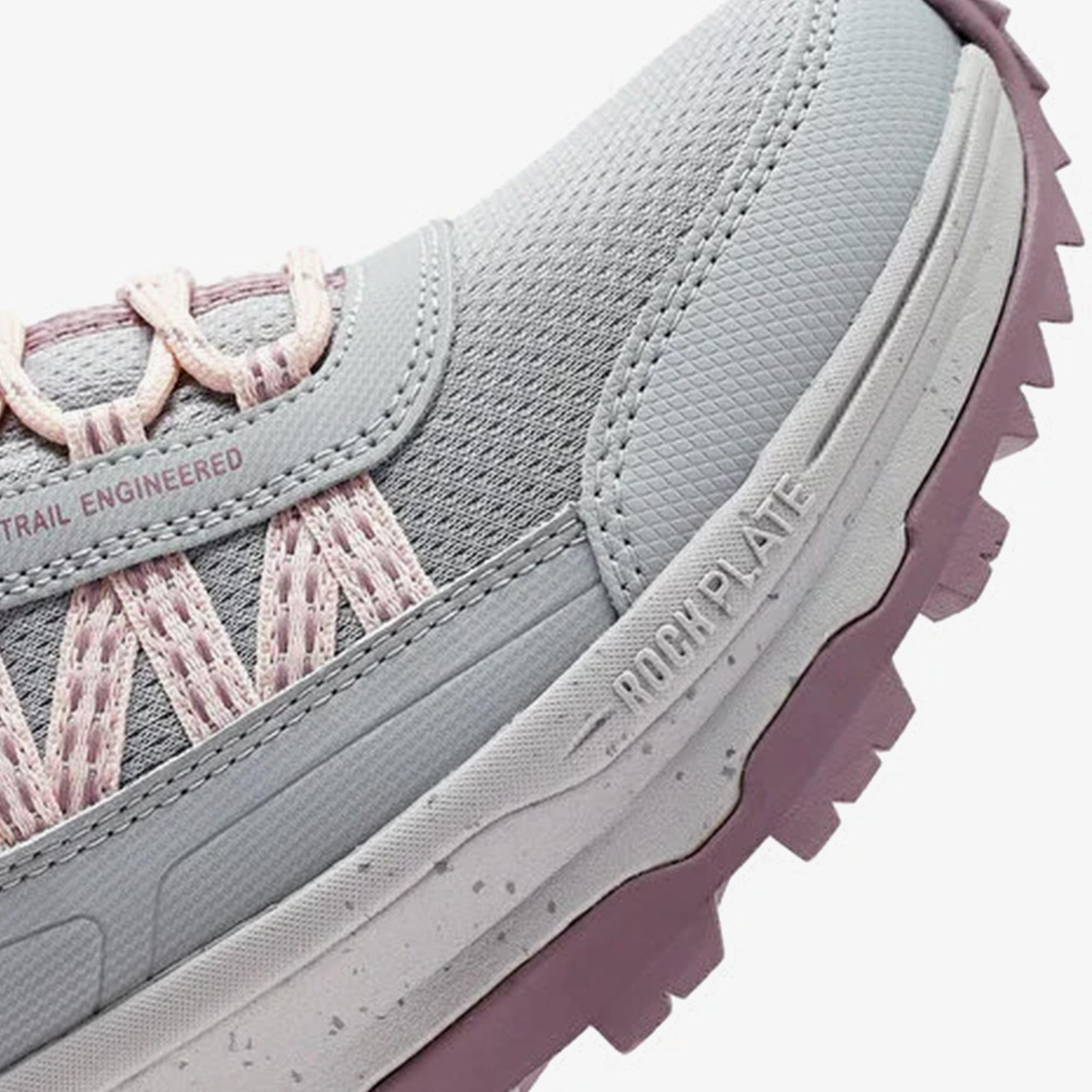 Skechers Max Protect Legacy Kadın Gri Outdoor Ayakkabı