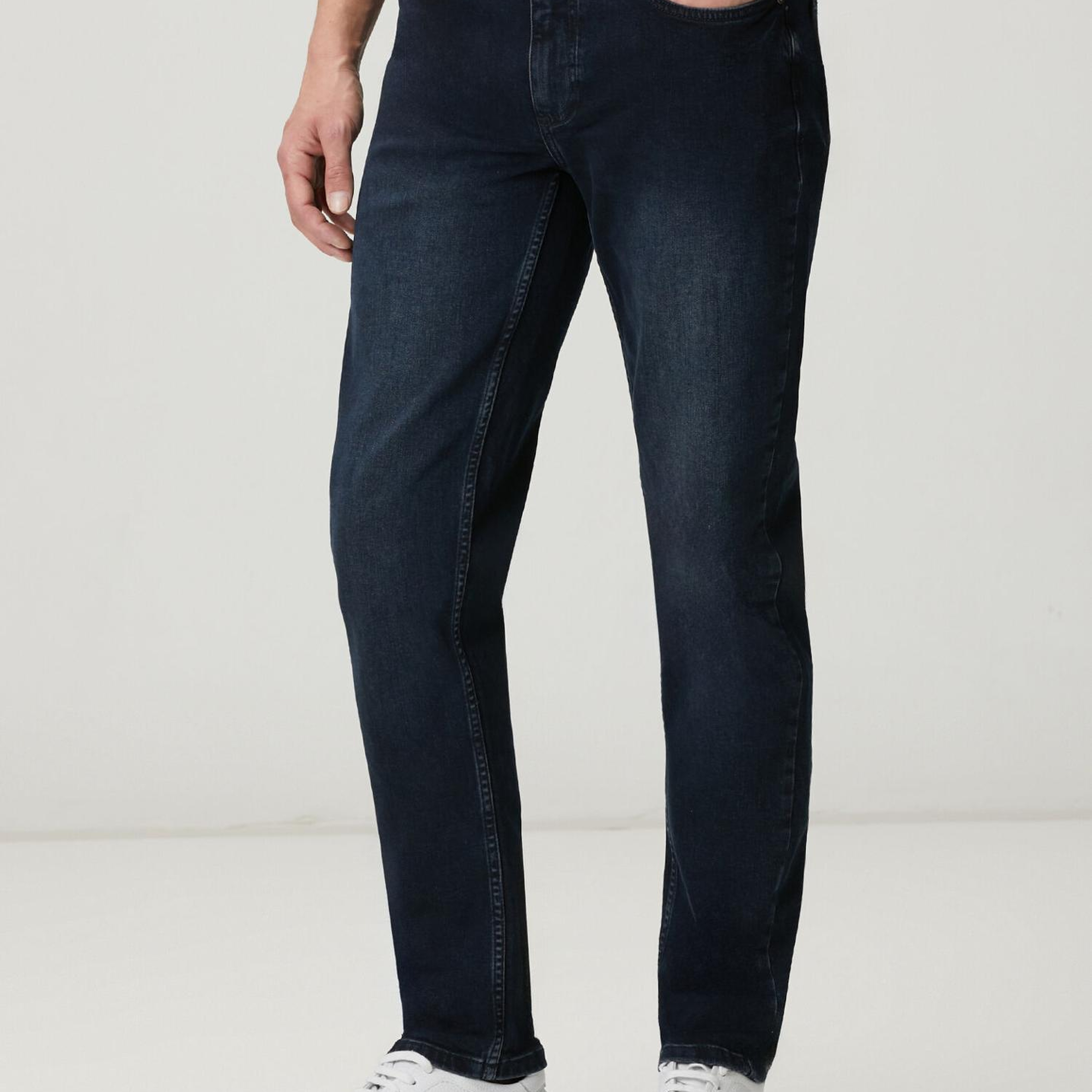 Beymen Club Erkek Slim Fit İndigo Jean Pantolon