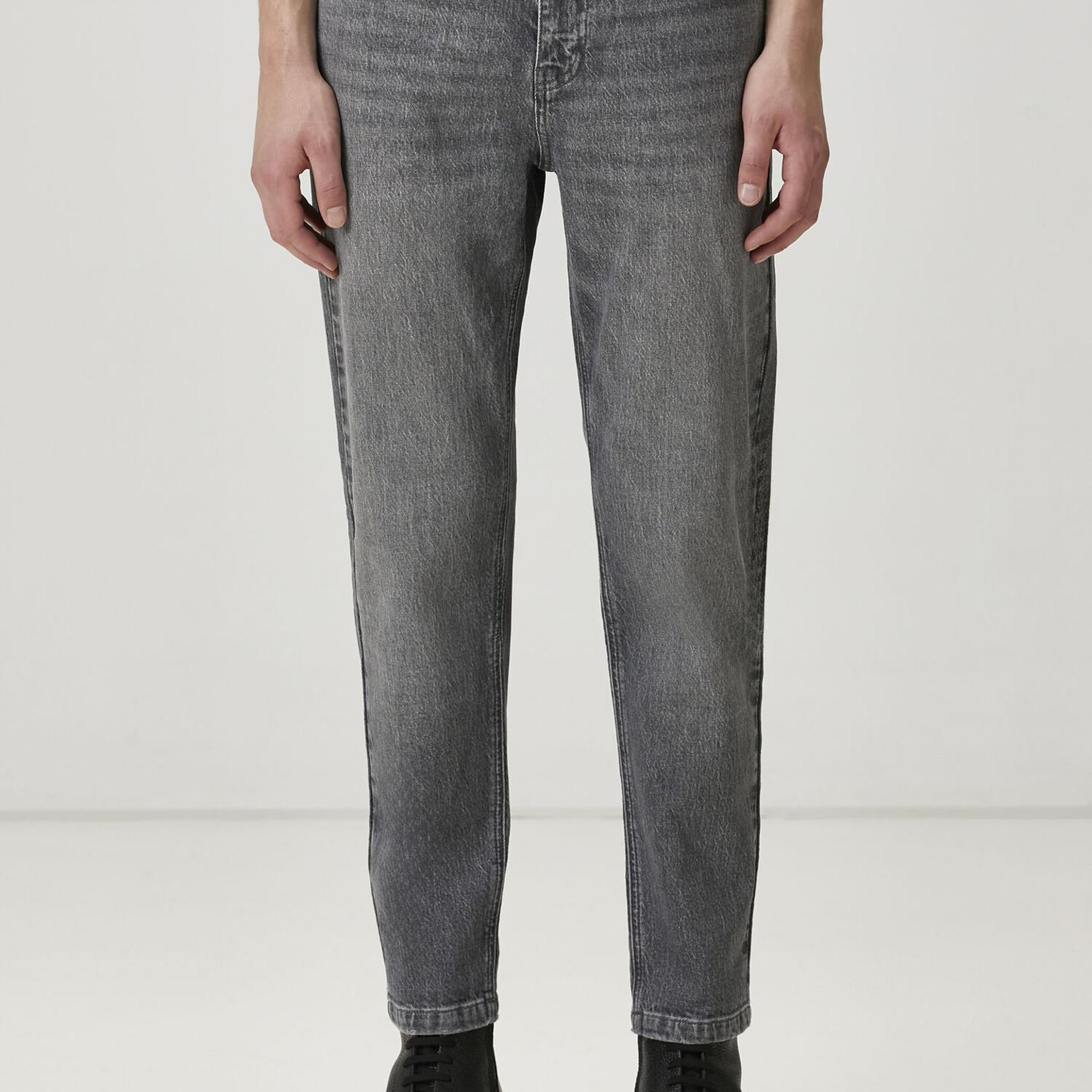 Beymen Club Erkek Gri Yıkamalı Tapered Fit Jean Pantolon