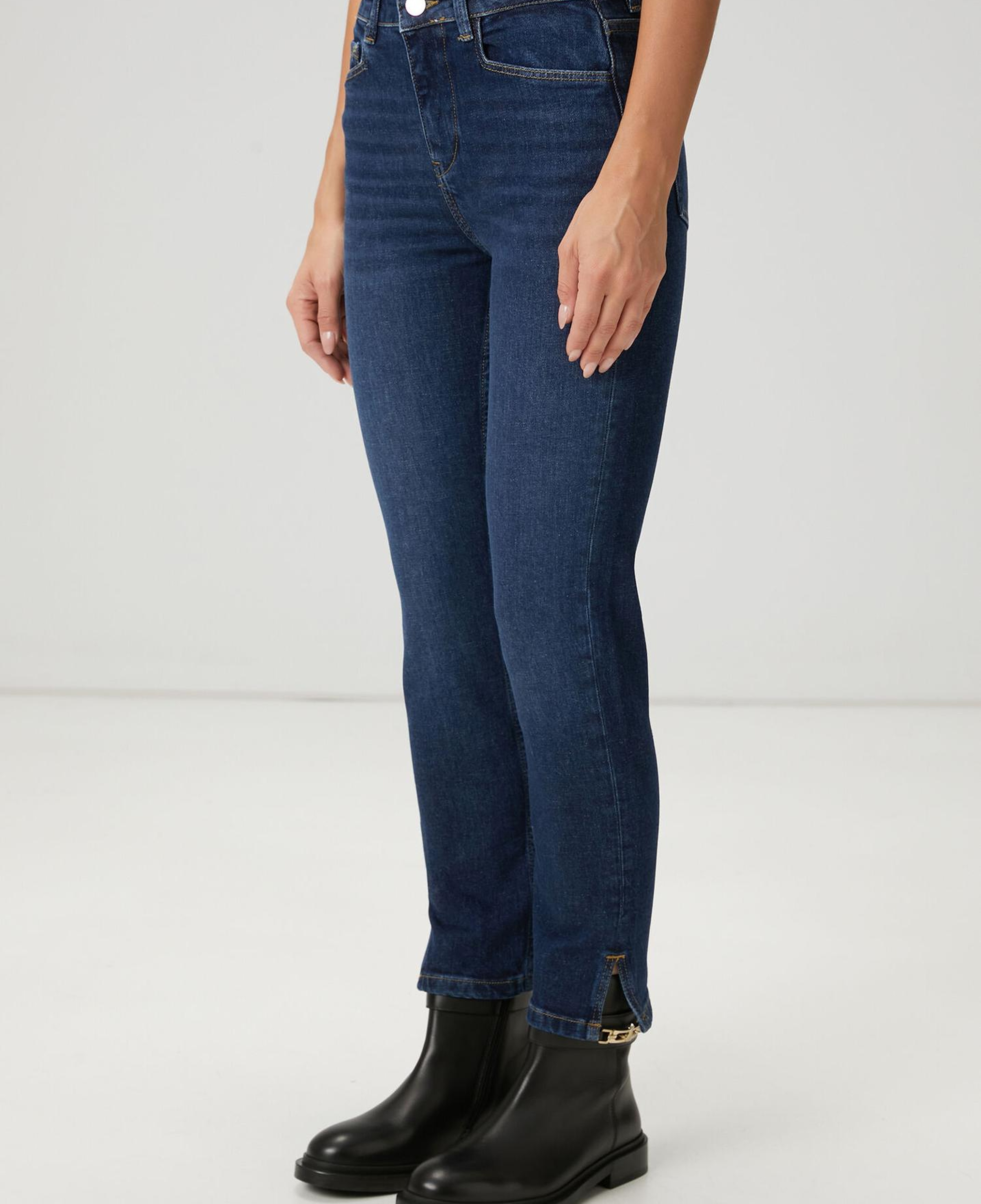 Beymen Club Kadın Slim Straight Mavi Yırtmaçlı Jean Pantolon