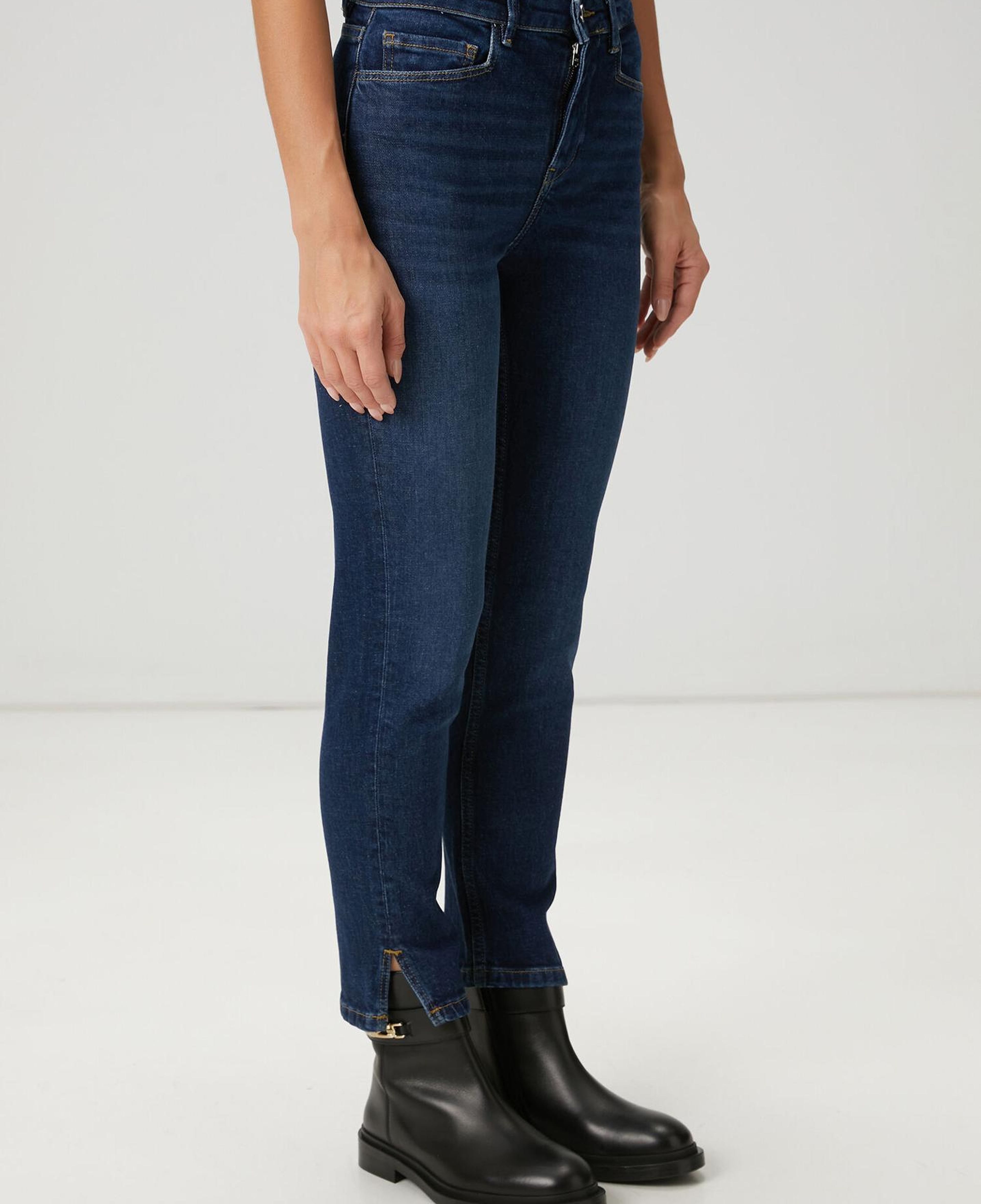 Beymen Club Kadın Slim Straight Mavi Yırtmaçlı Jean Pantolon