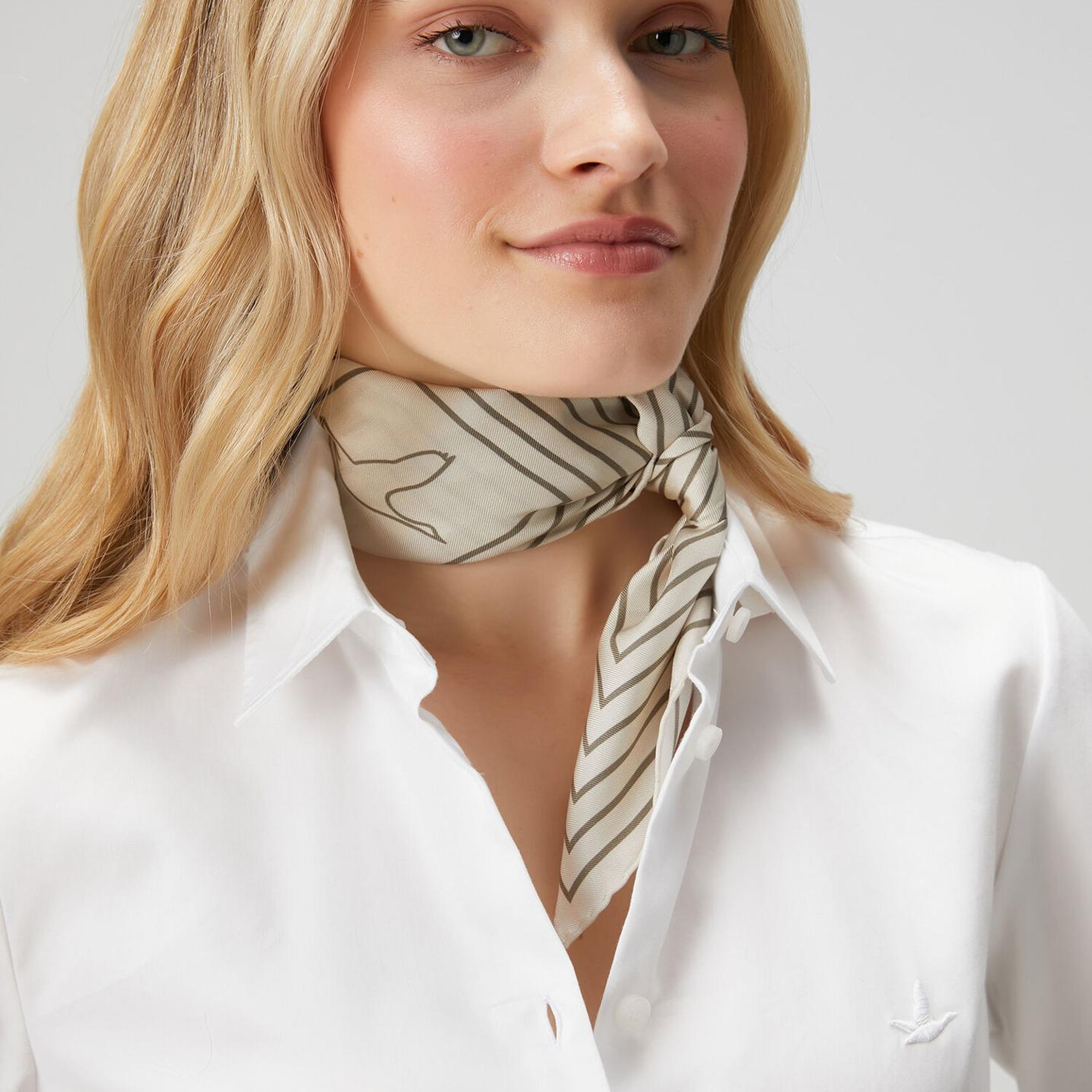 Beymen Club Kadın Slim Fit Non-Iron Kırık Beyaz Gömlek