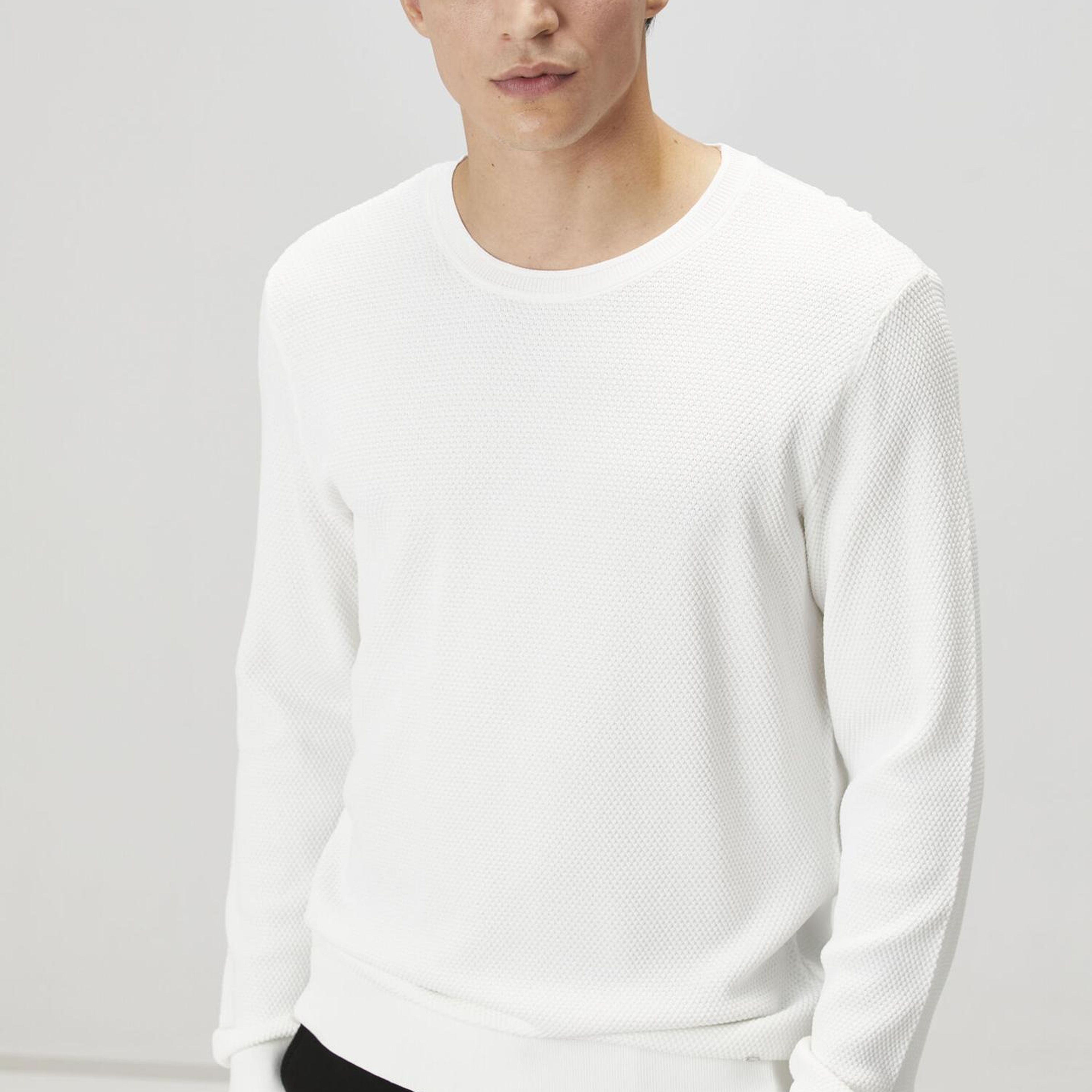 Beymen Club Erkek Kırık Beyaz Petek Örgü Dokulu Kazak