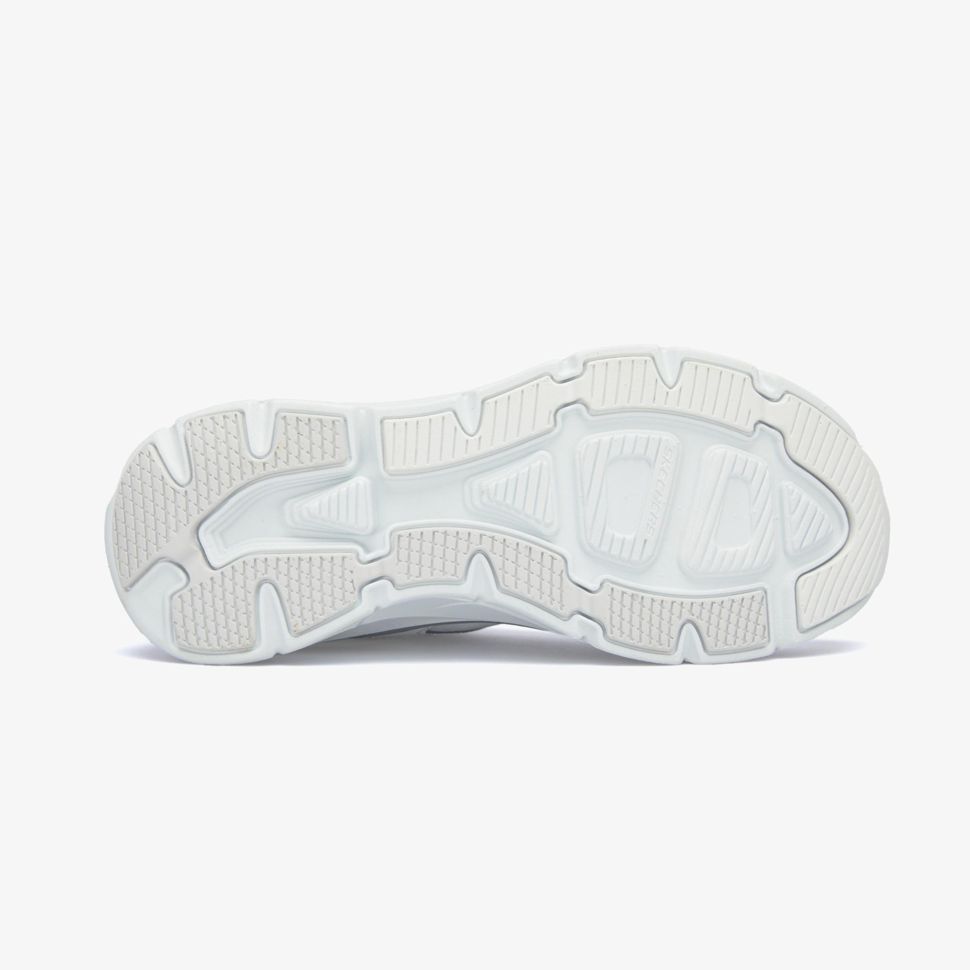 Skechers D'LUX Walker Kadın Beyaz Spor Ayakkabı