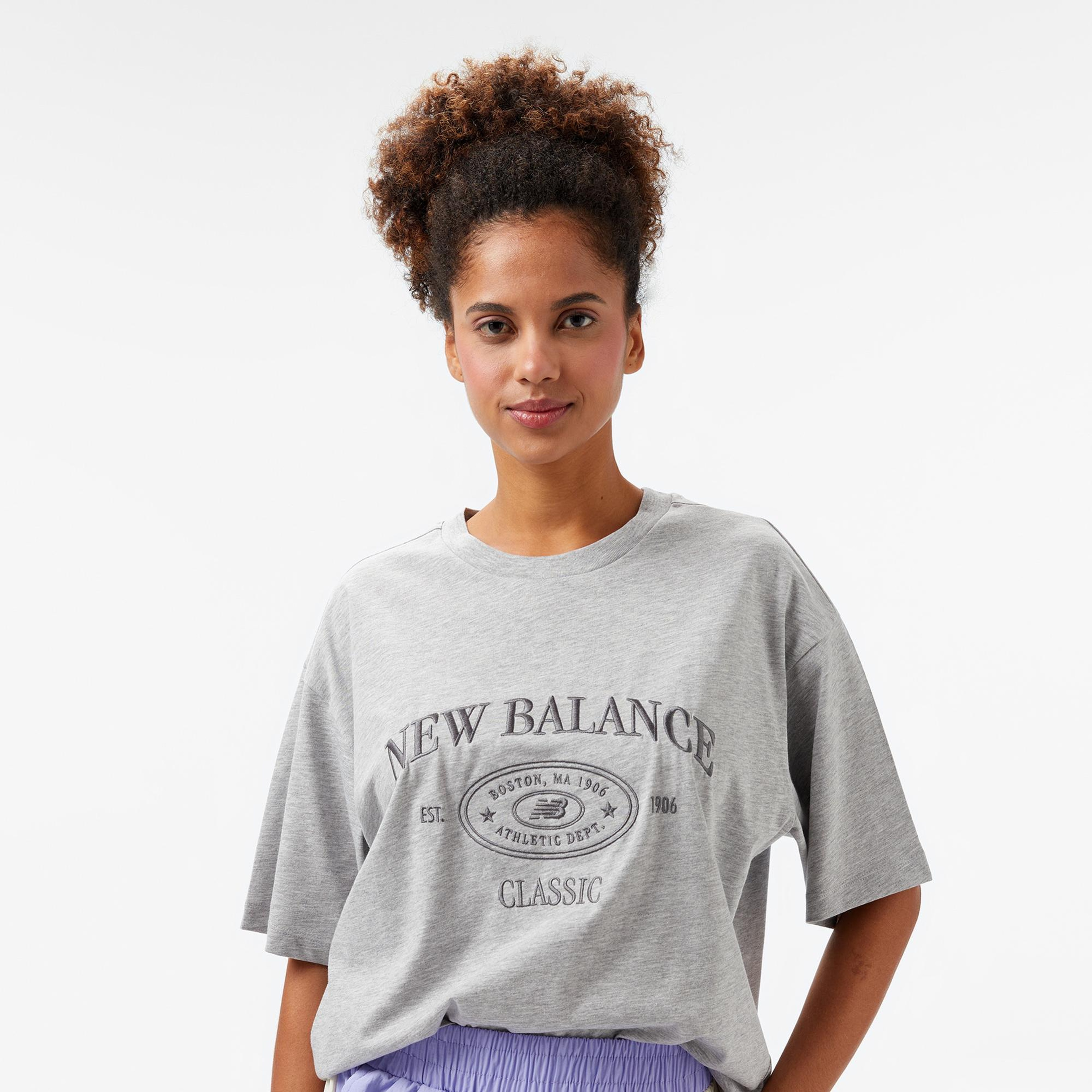 New Balance Lifestyle Erkek Gri T-Shirt
