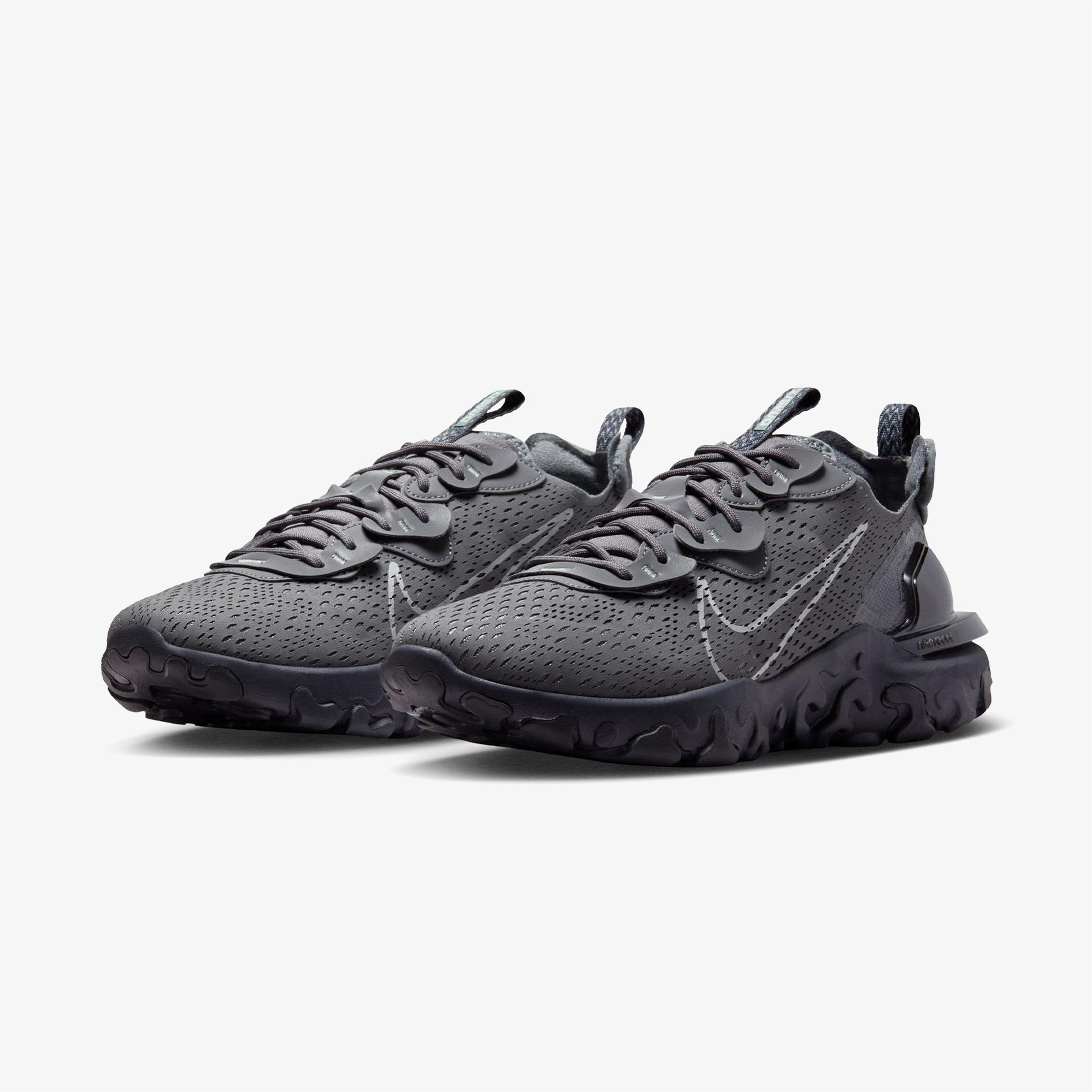 Nike React Vision Erkek Gri Spor Ayakkabı