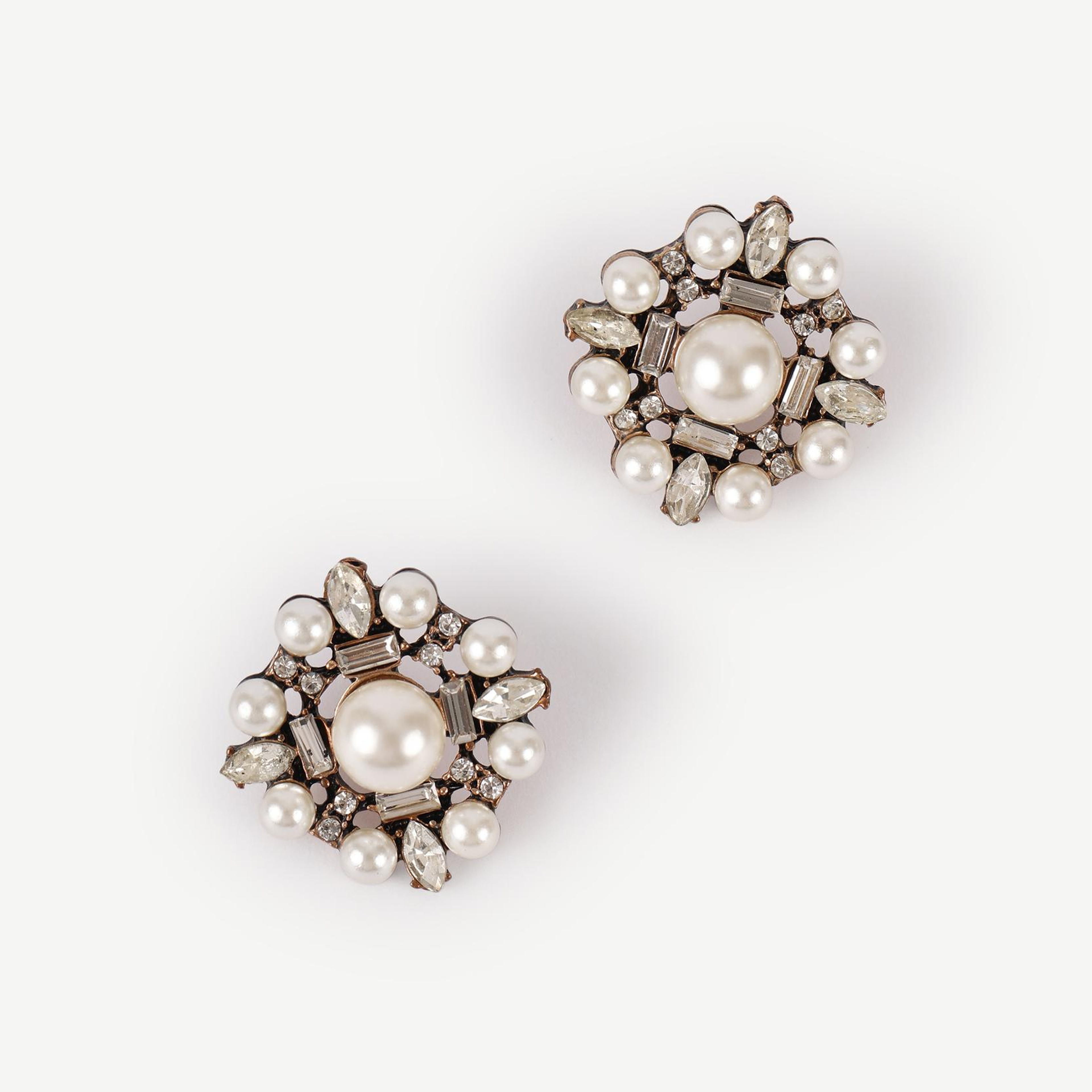 YARGICI İnci Detaylı Gold Küpe