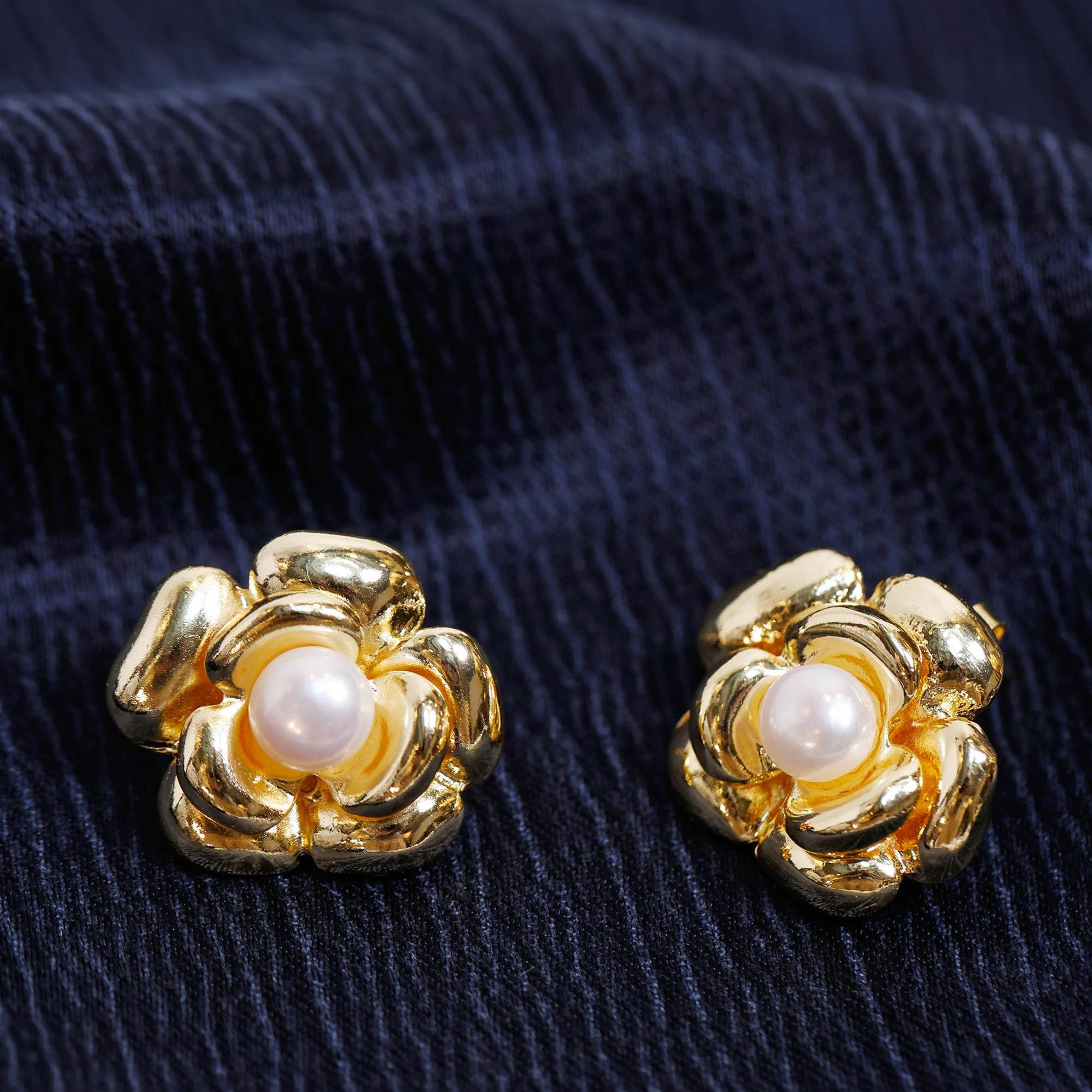 YARGICI İnci Detaylı Gold Küpe