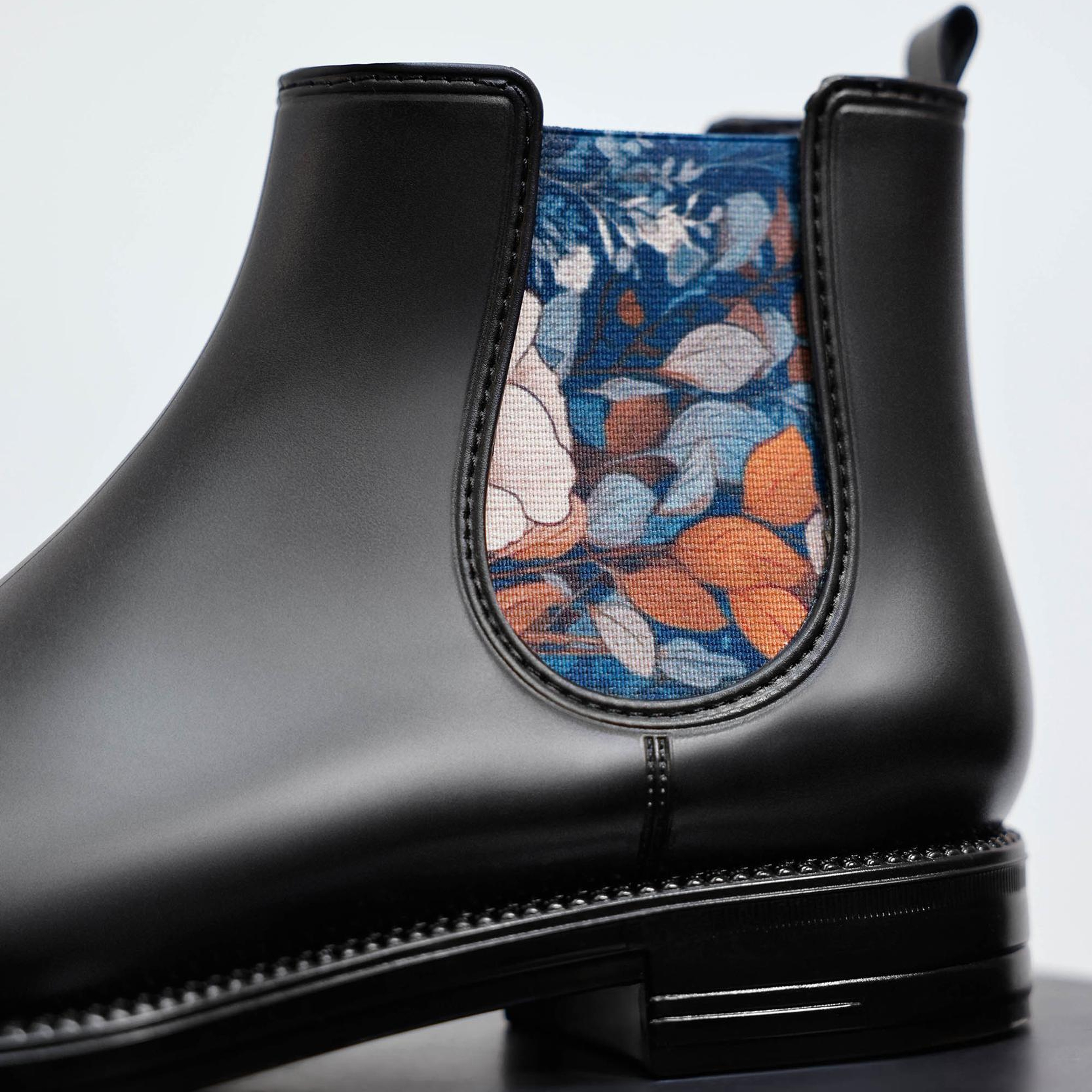 YARGICI Çiçek Baskılı Lastikli Yağmur Botu