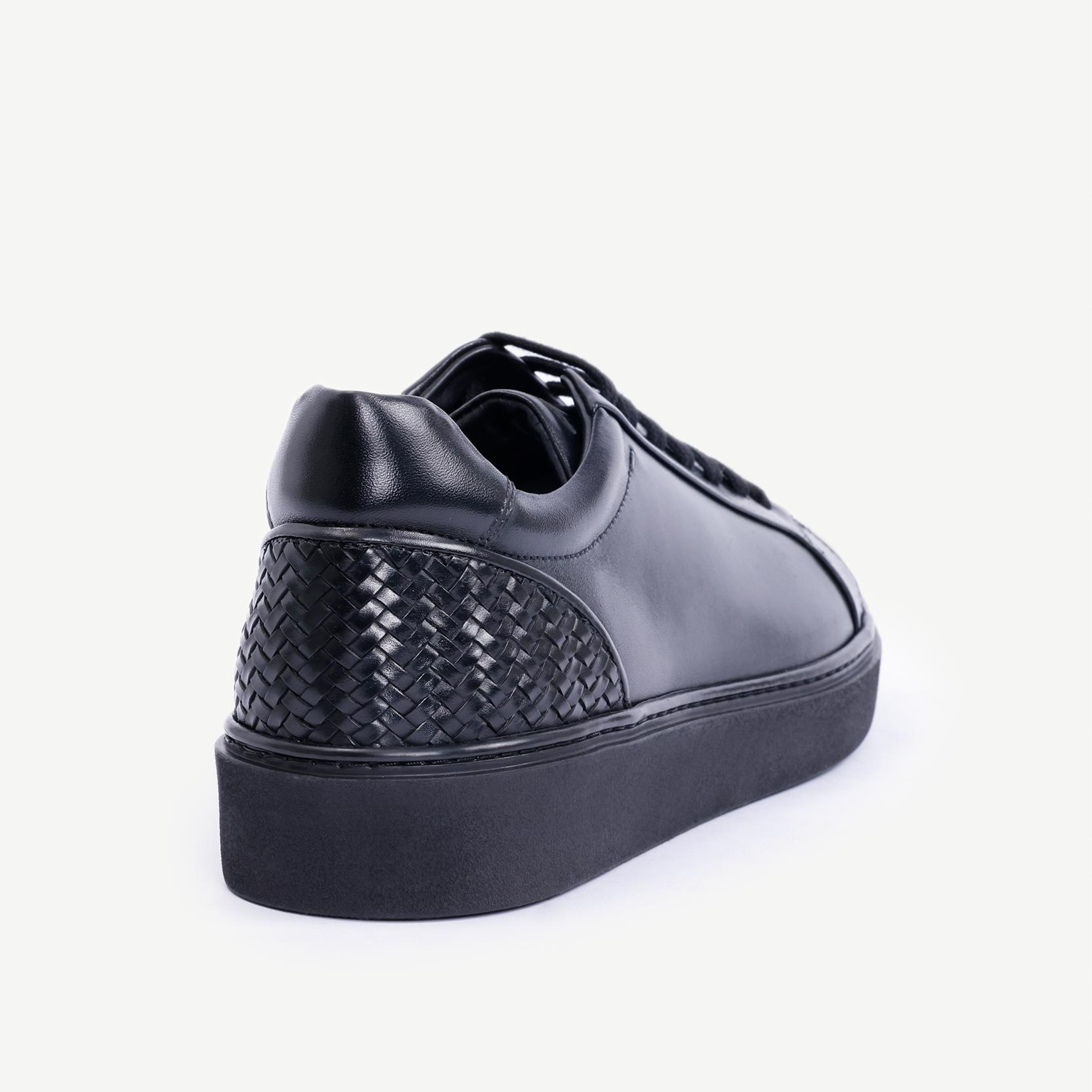 YARGICI Arkası Örgülü Deri Spor Ayakkabı