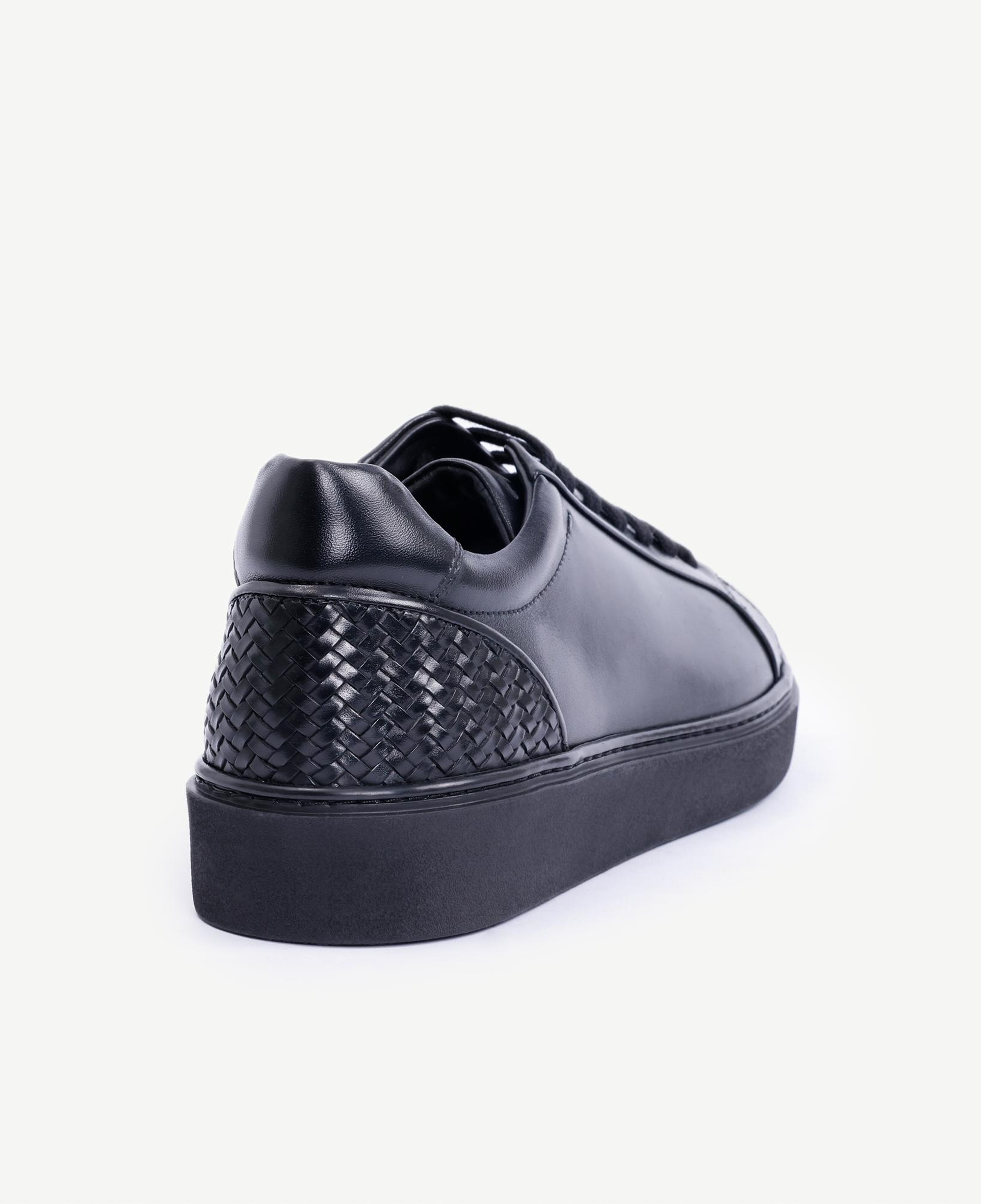 YARGICI Arkası Örgülü Deri Spor Ayakkabı