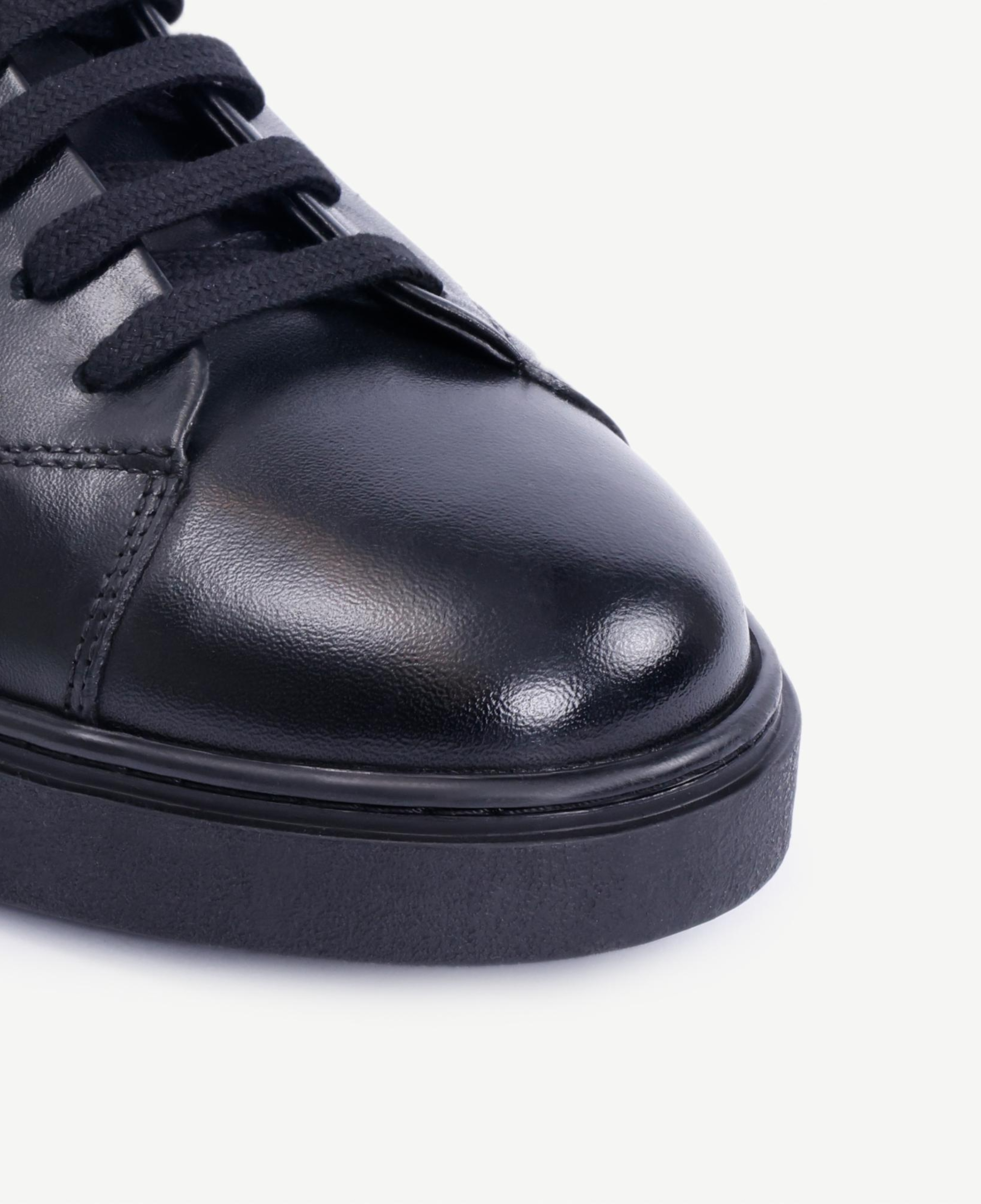 YARGICI Arkası Örgülü Deri Spor Ayakkabı