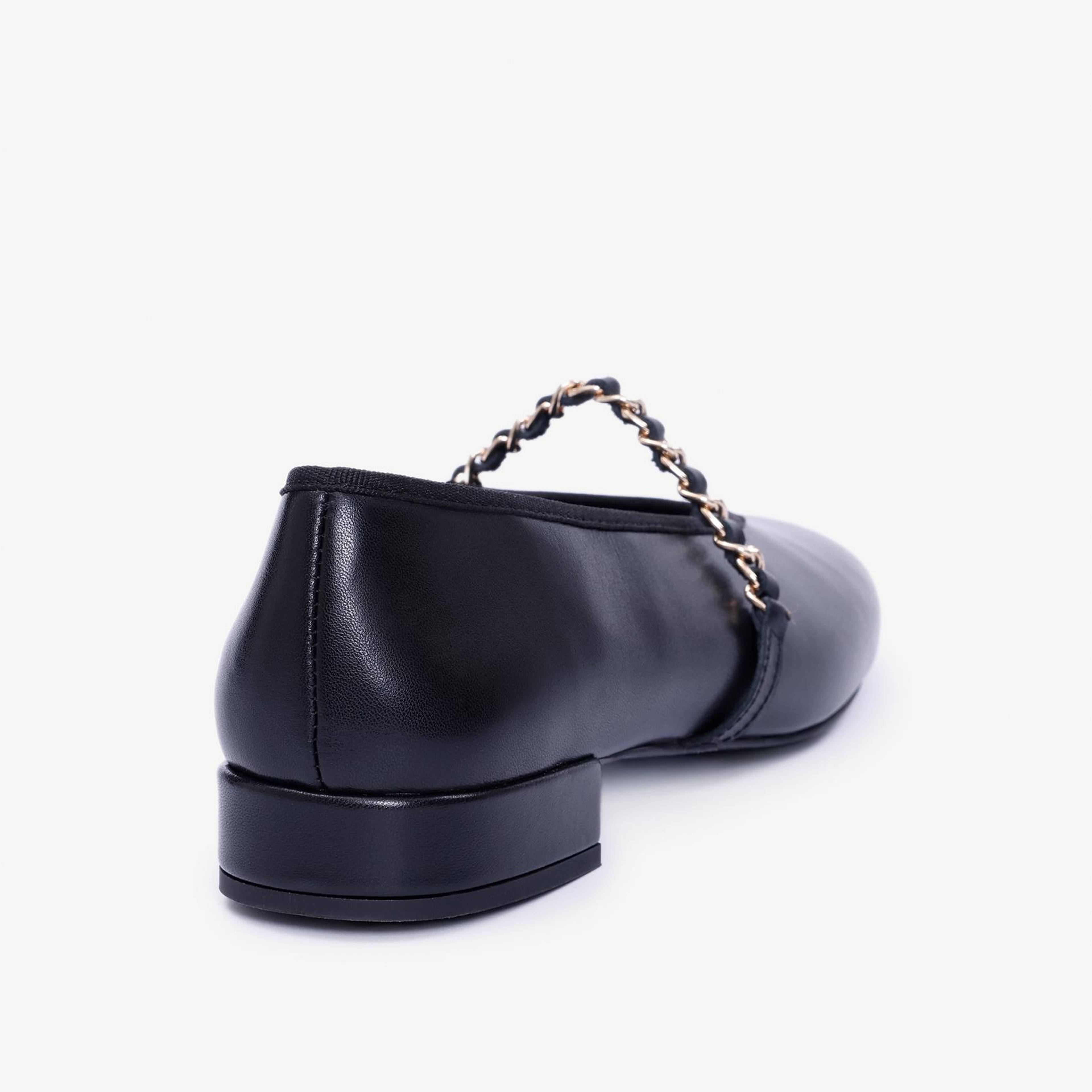 YARGICI Zincir Detaylı Deri Babet