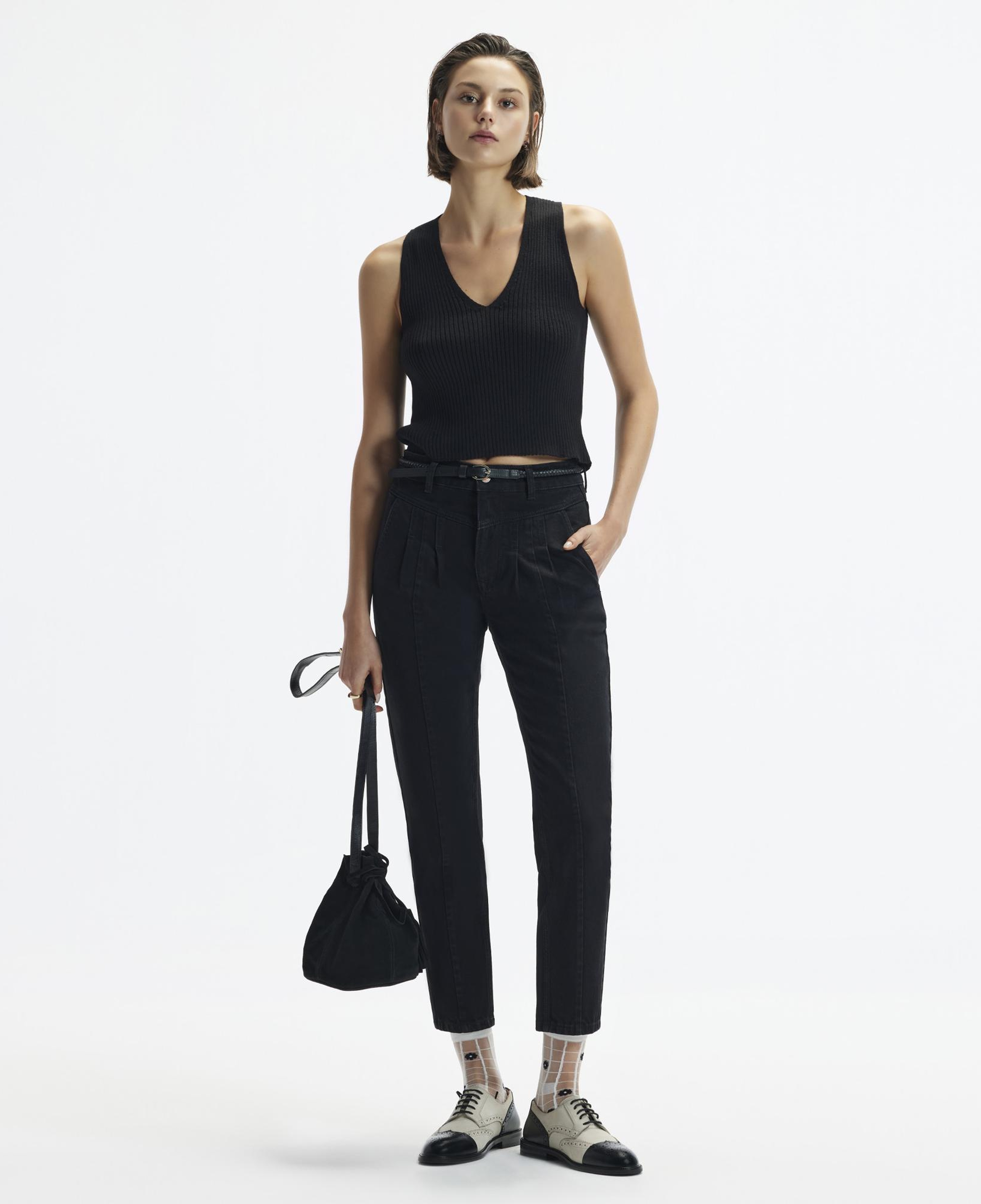 YARGICI Kolsuz V Yakalı Triko