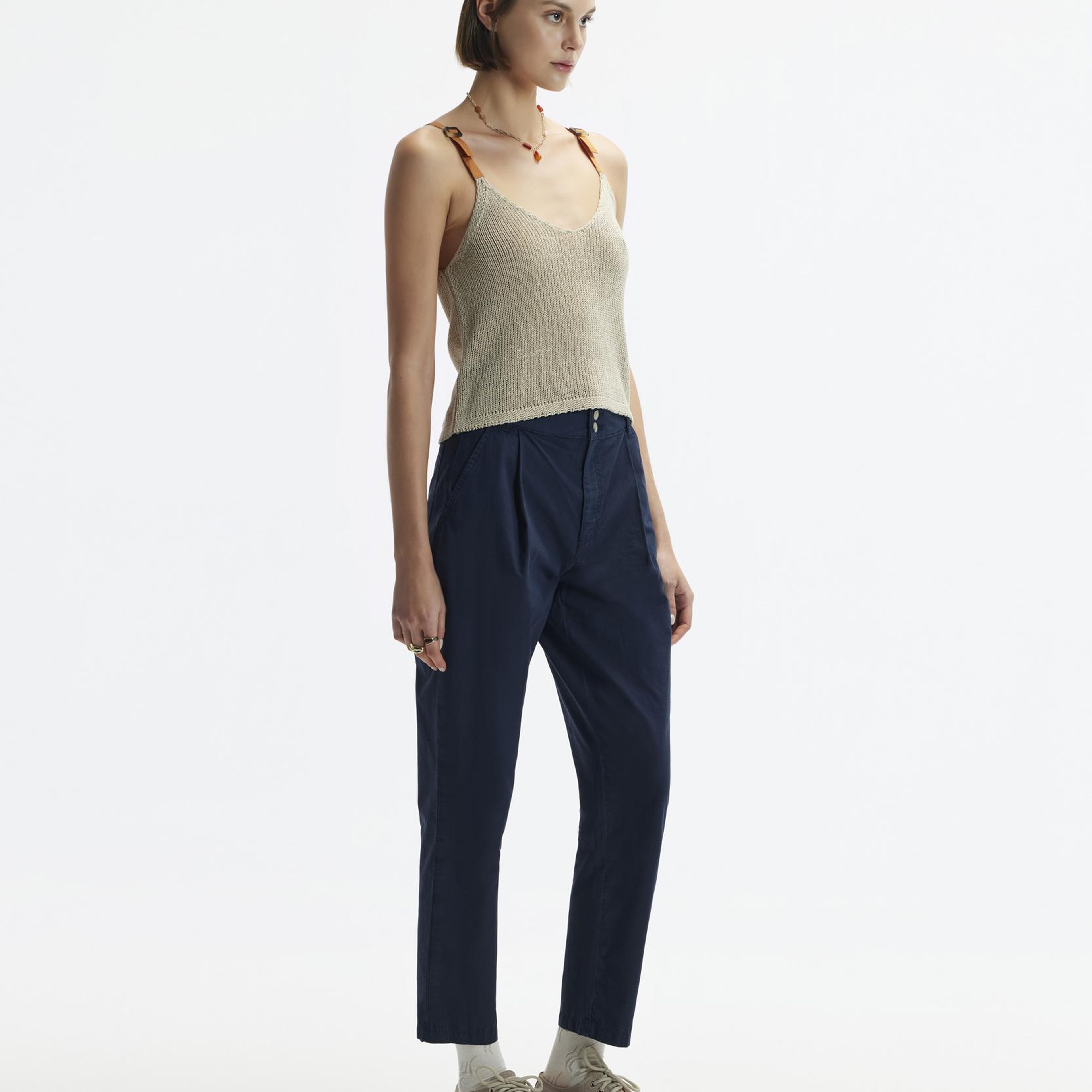 YARGICI Düz Kesim Kalın Kemerli Pensli Pantolon