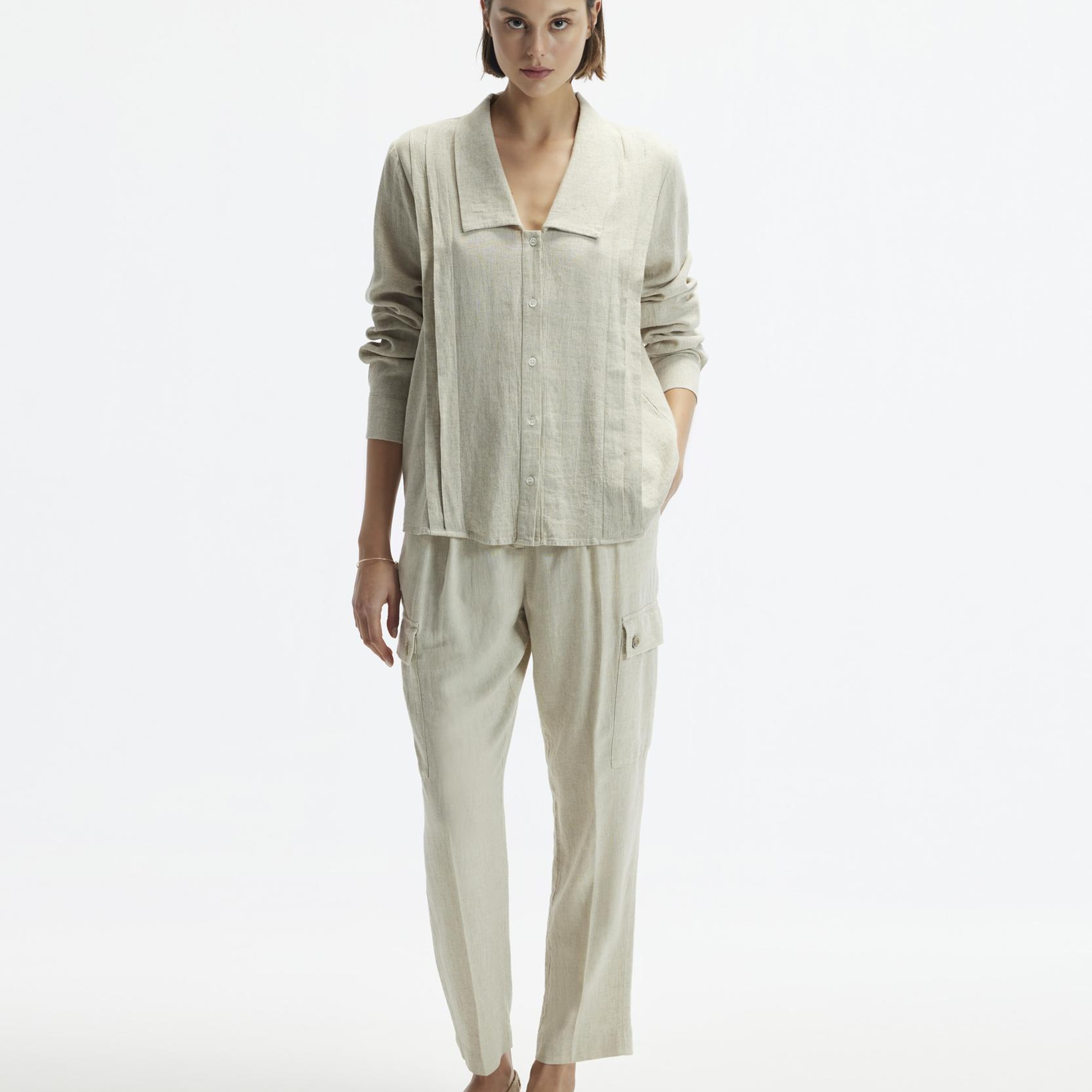 YARGICI Geniş Yaka Uzun Kollu Gömlek