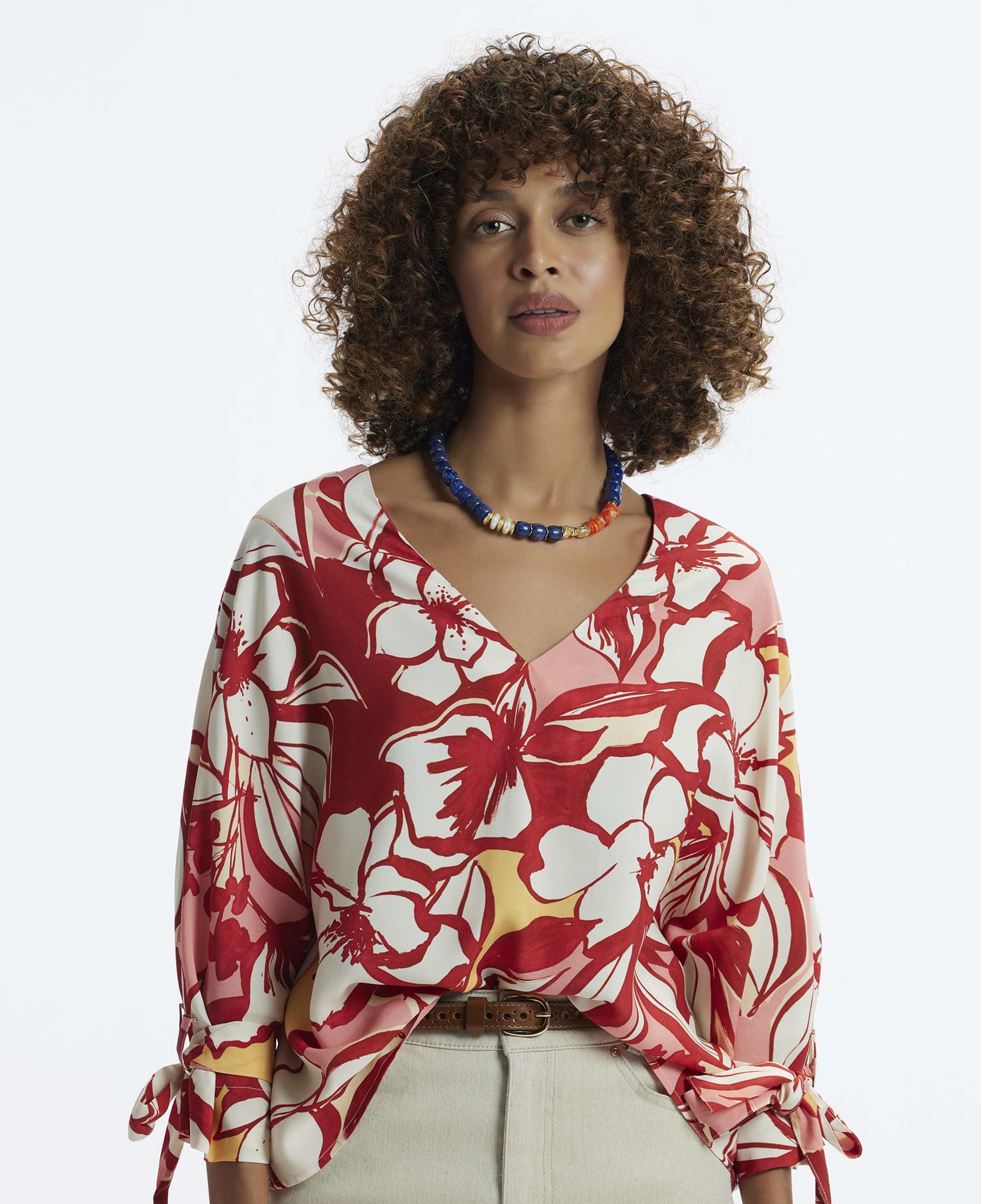 YARGICI V Yakalı Manşeti Bağlamalı Bluz