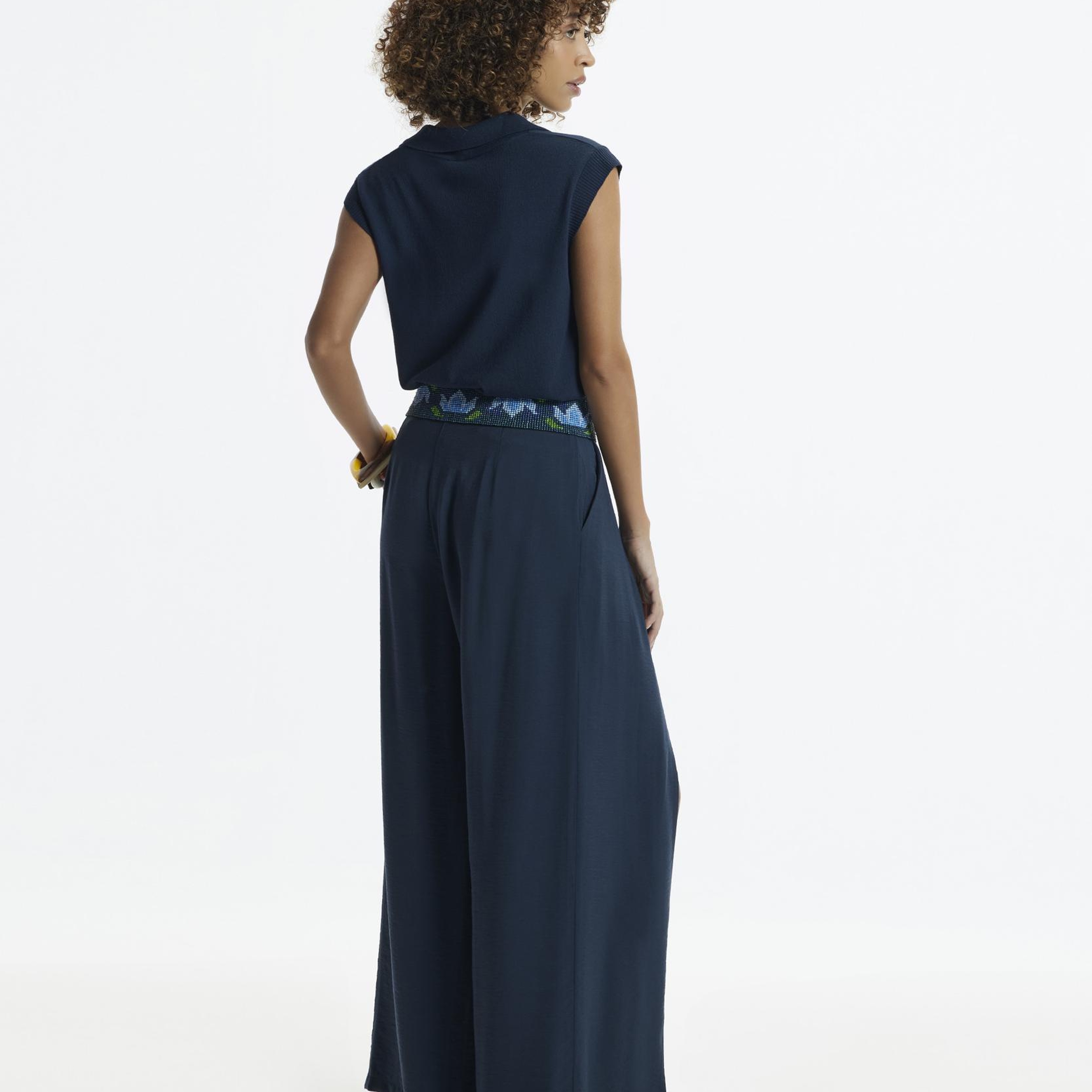 YARGICI Önü Yırtmaçlı Bol Kesim Pantolon