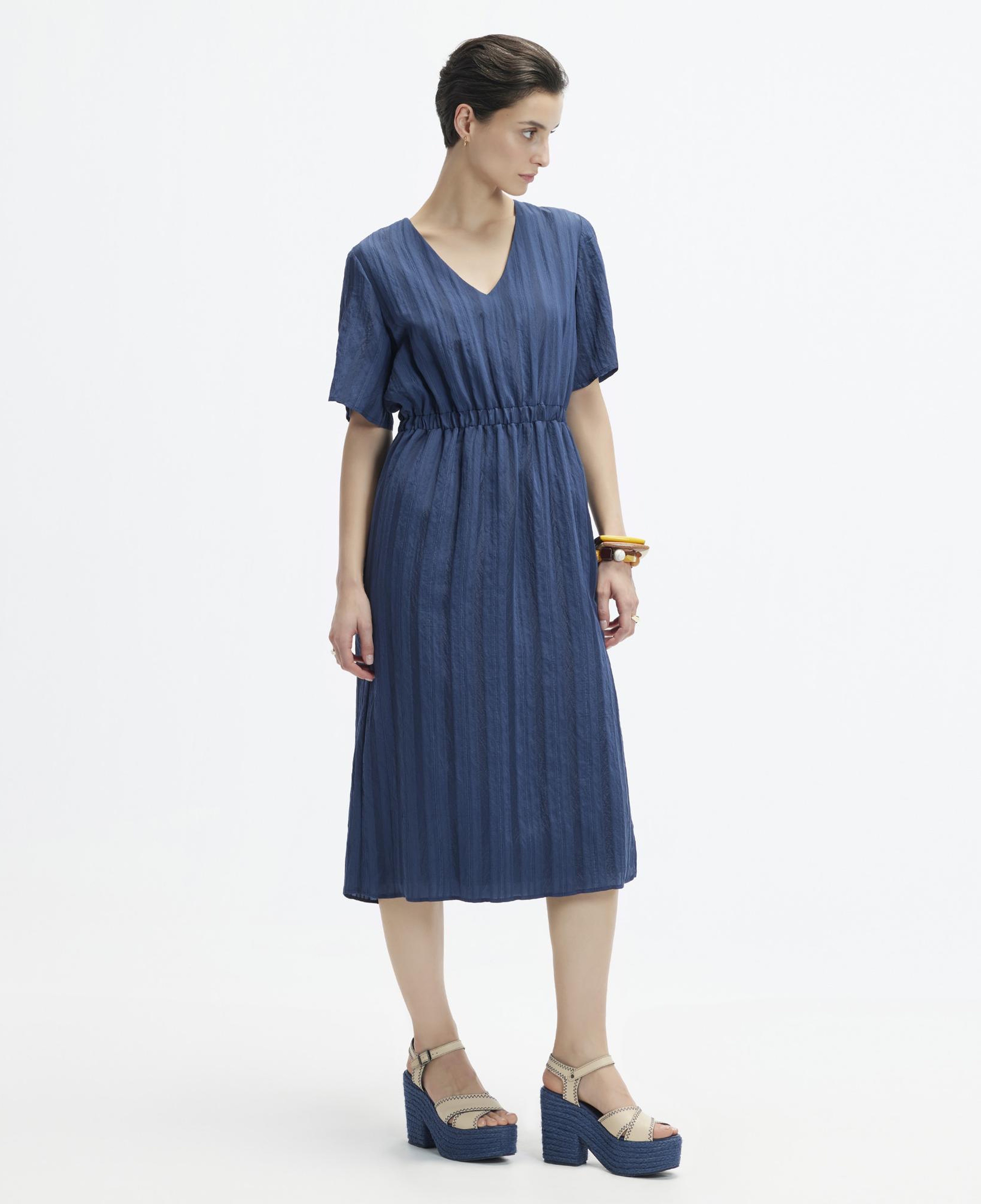 YARGICI V Yaka Kısa Kollu Midi Boy Elbise