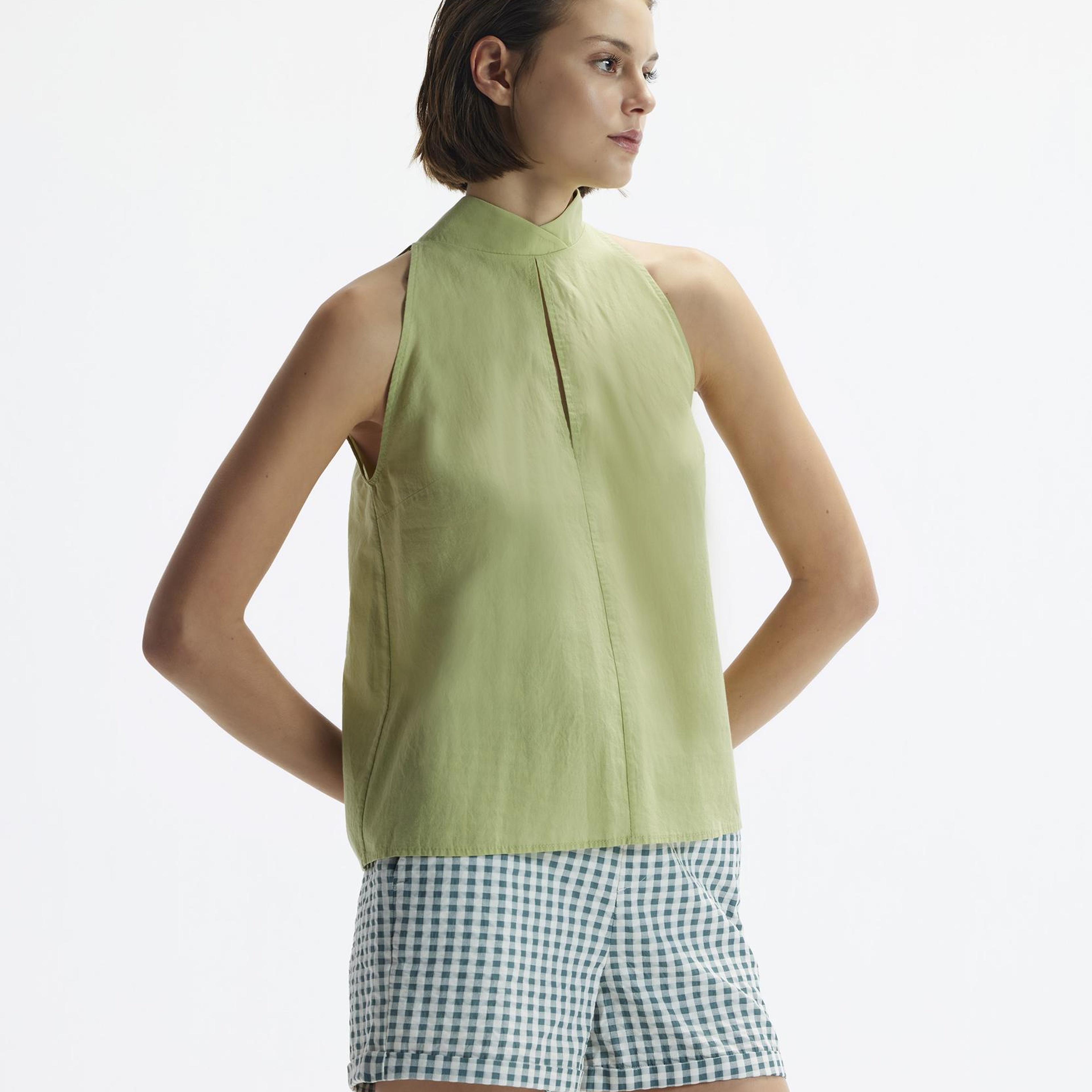 YARGICI Kolsuz Dik Yaka Bağlamalı Bluz