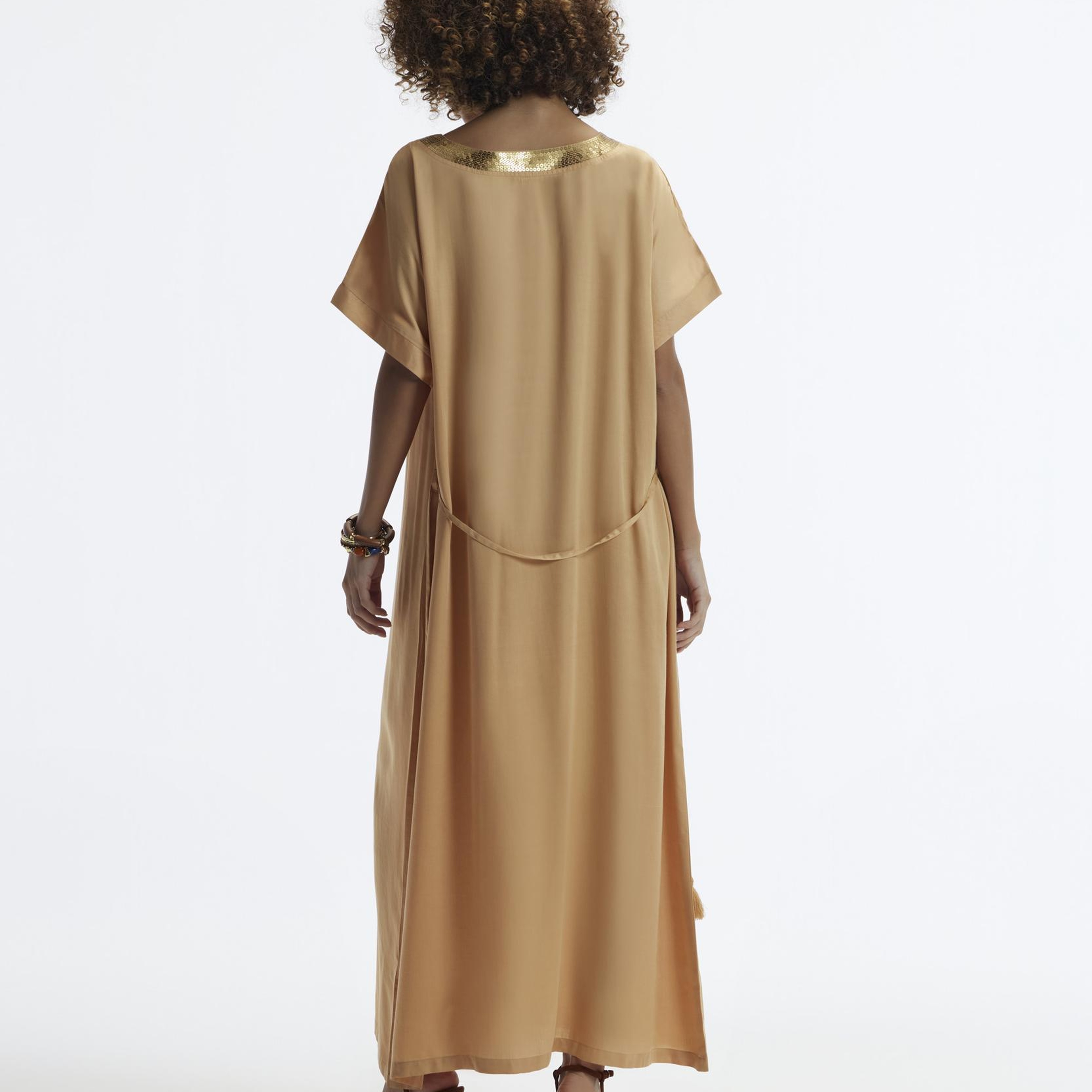 YARGICI Kısa Kollu Yakası Pullu  Düz Kesim Uzun Elbise