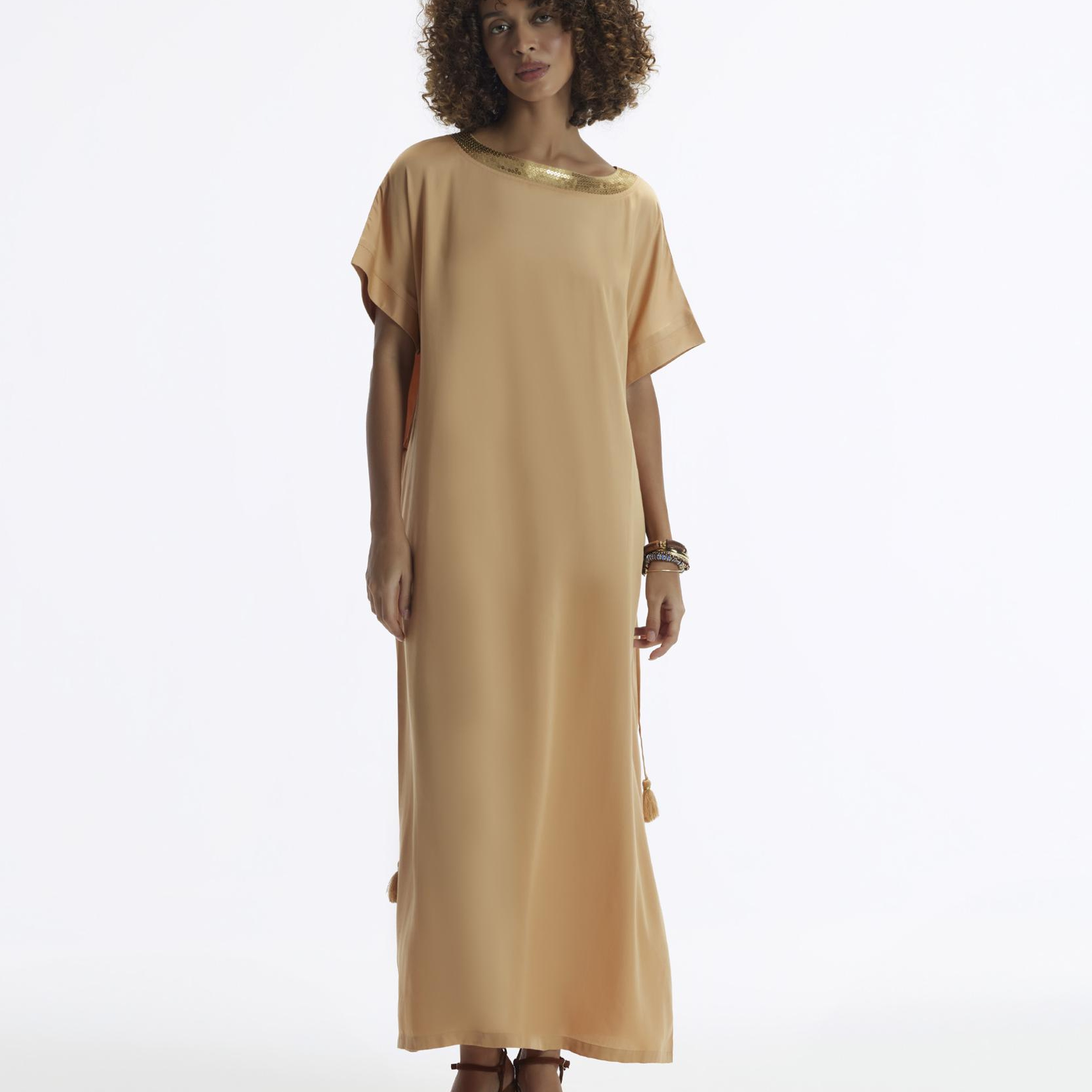 YARGICI Kısa Kollu Yakası Pullu  Düz Kesim Uzun Elbise