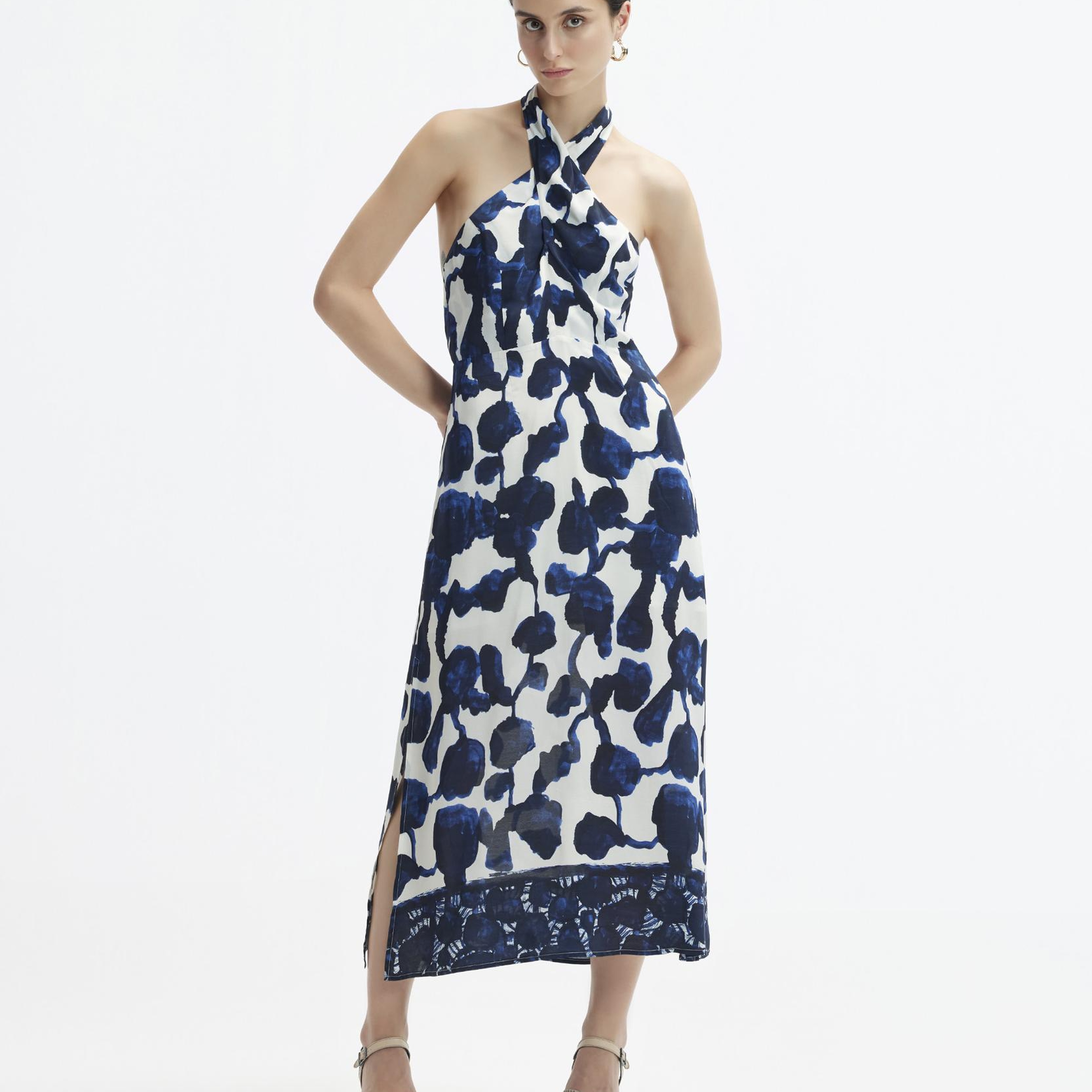 YARGICI Boyundan Bağlamalı Sırtı Açık Uzun Elbise