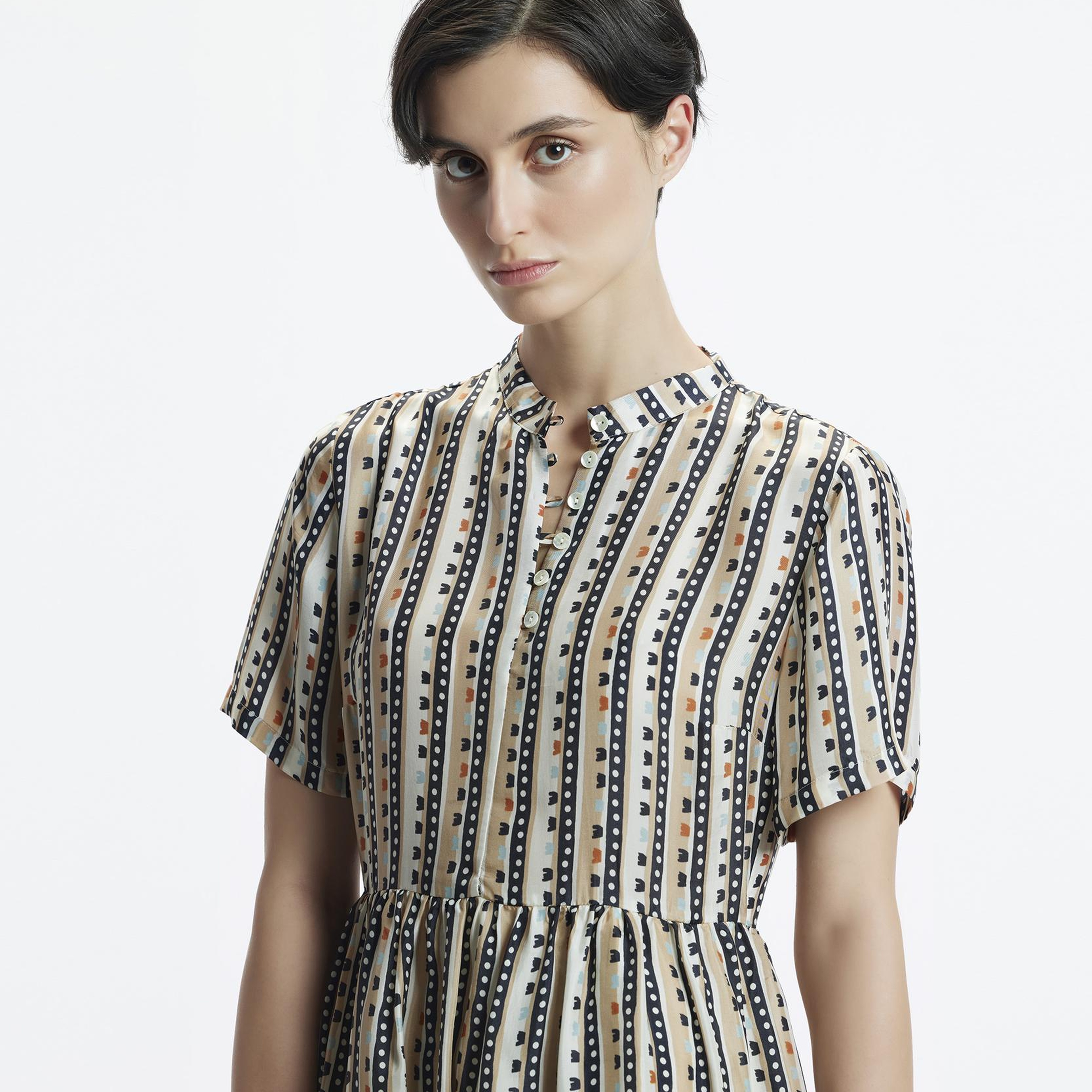 YARGICI Kısa Kollu Düğmeli Midi Boy Elbise