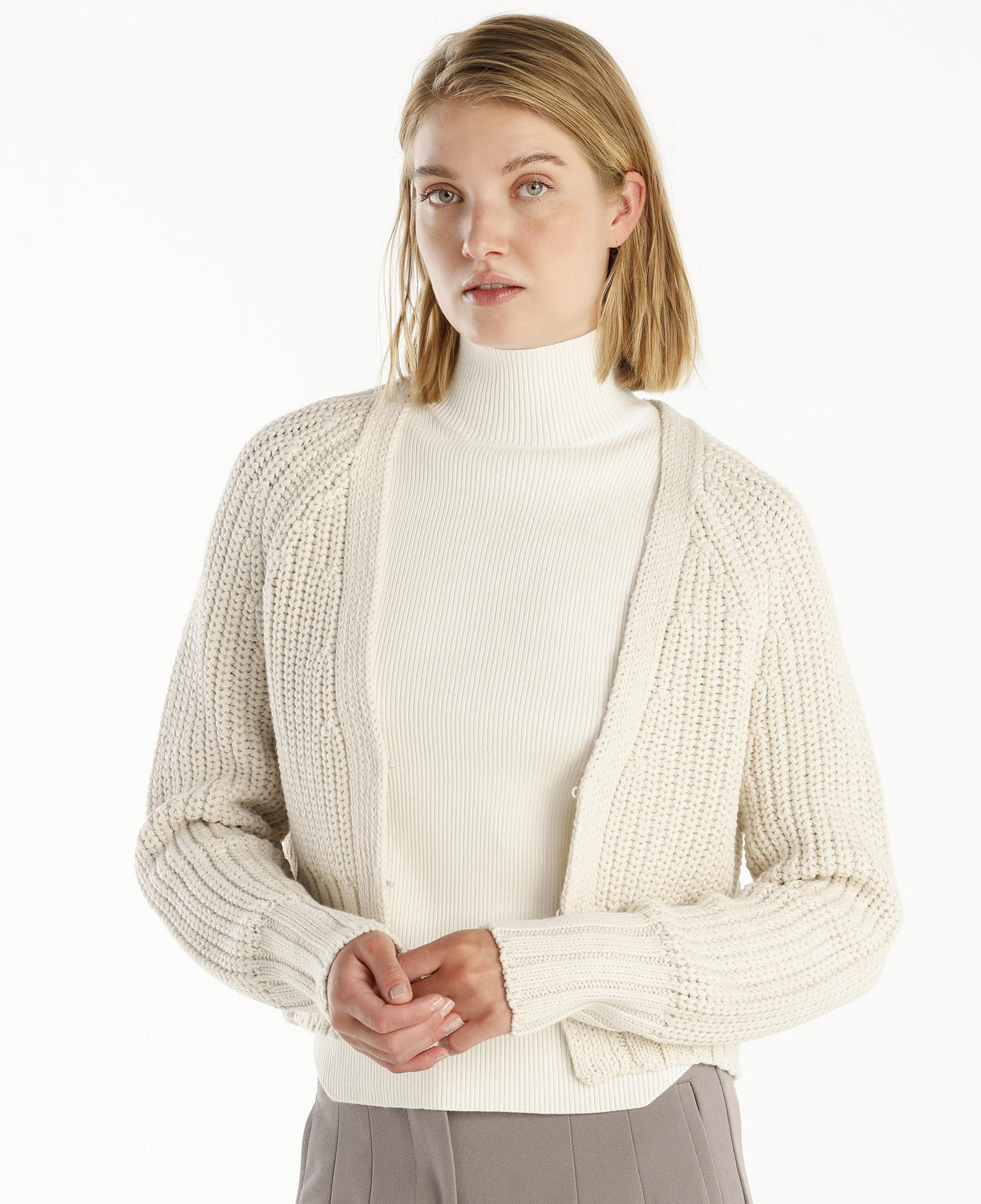 YARGICI V-Yakalı Hırka