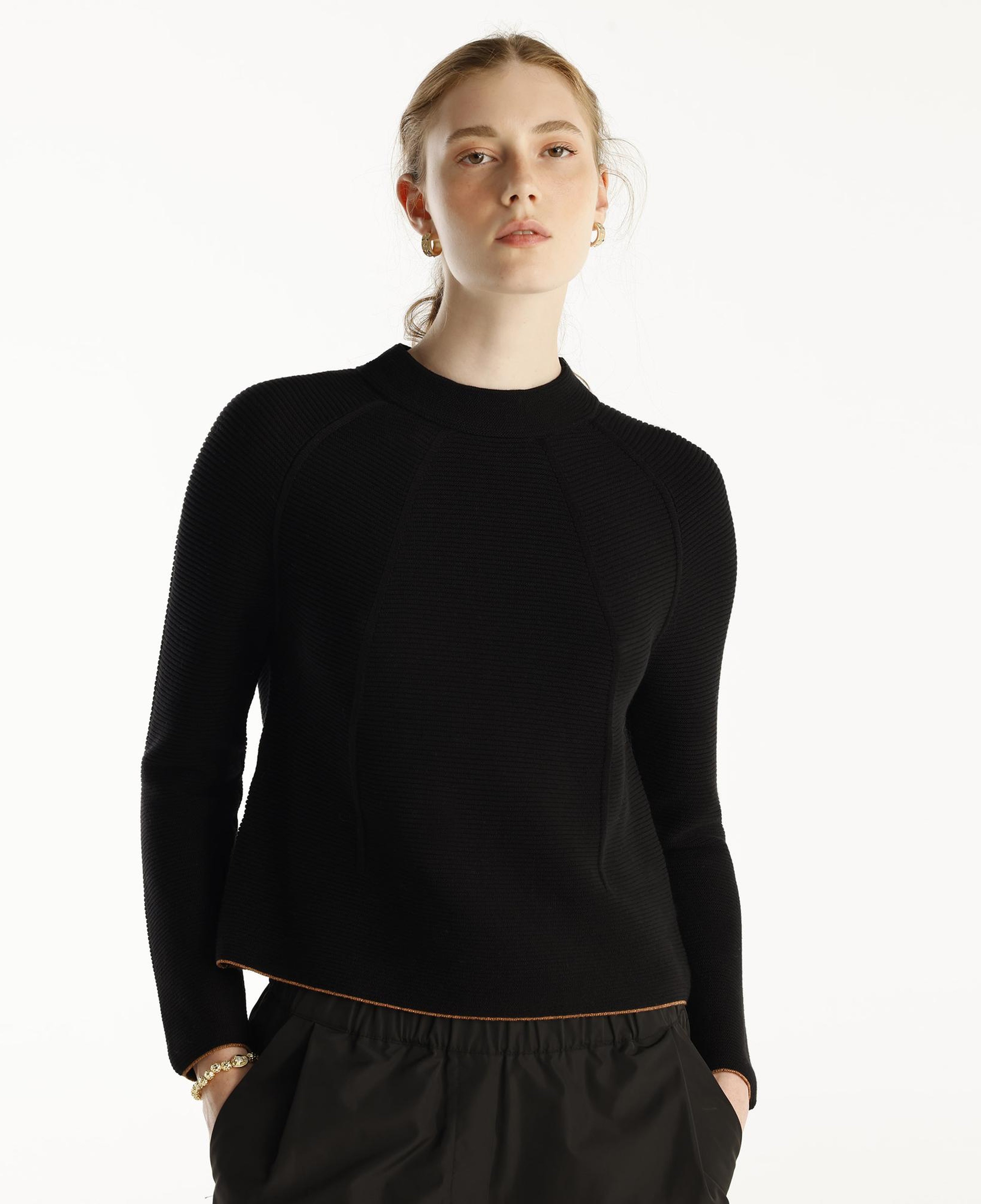 YARGICI Dik Yakalı Reglan Kollu Kazak