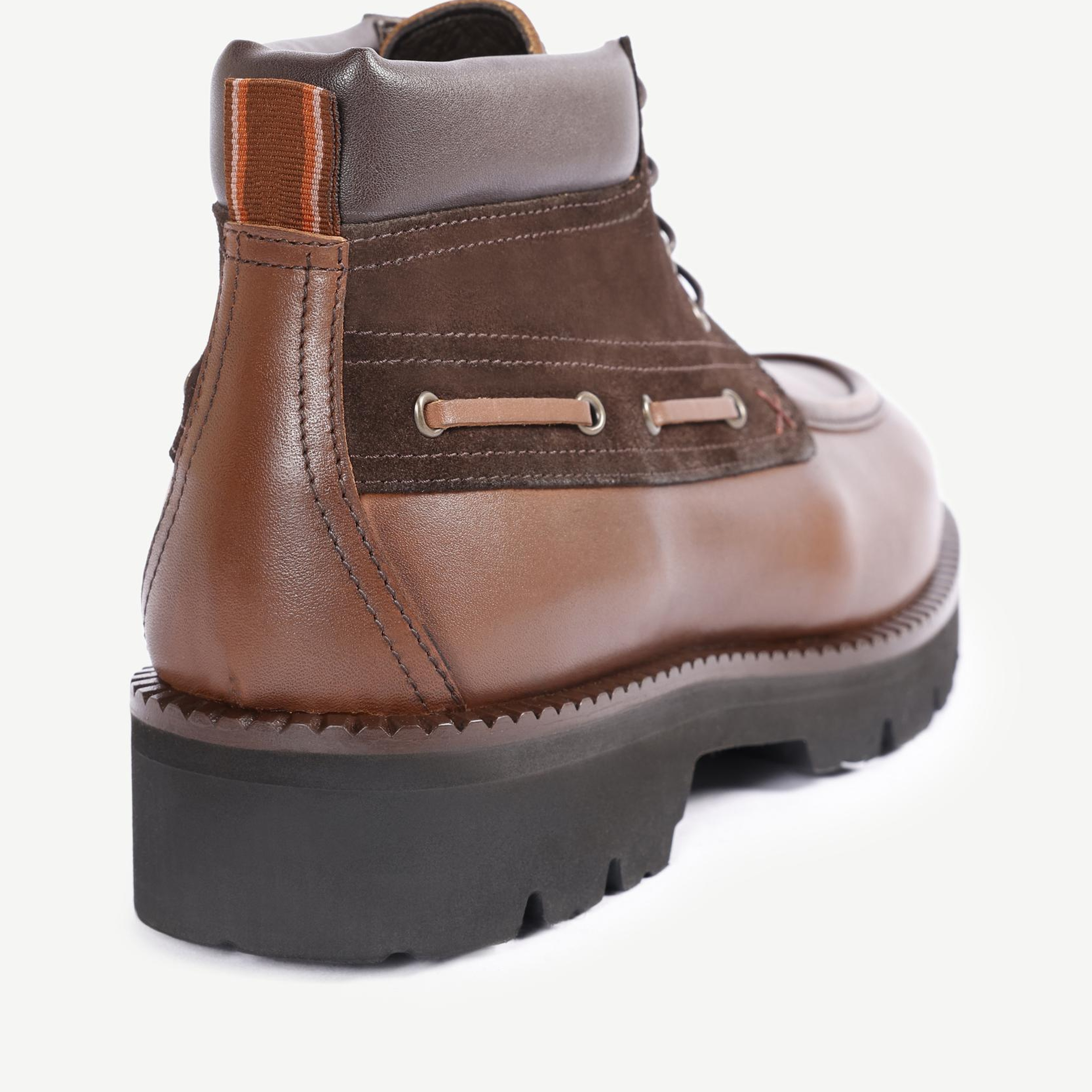 YARGICI Yumuşak Tabanlı Bağlı Bot