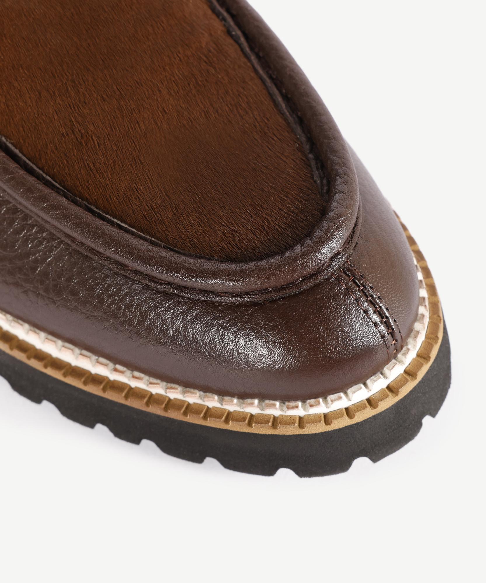 YARGICI Tay Tüyü Detaylı Deri Bot