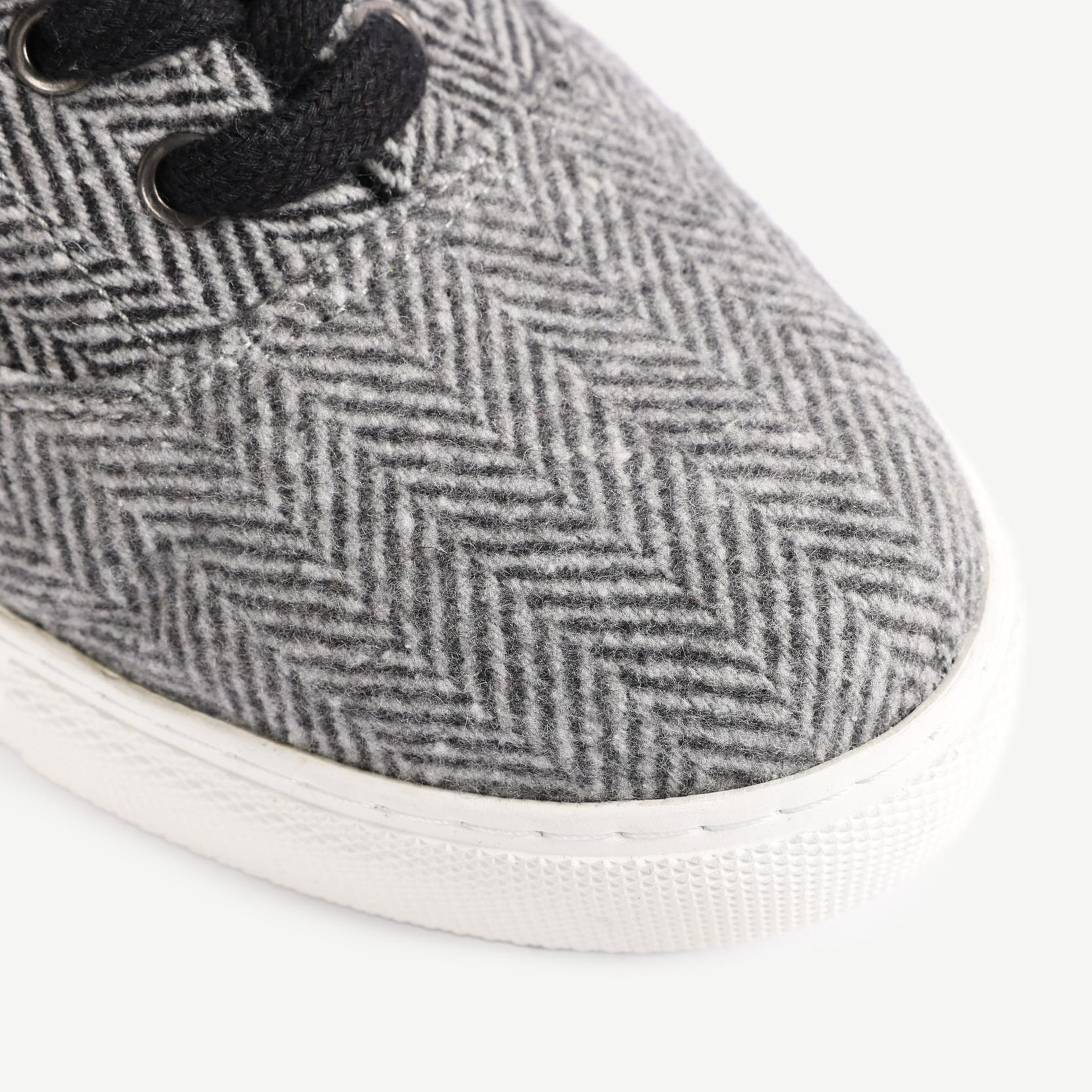 YARGICI Balıksırt Desenli Kumaş Spor Ayakkabı