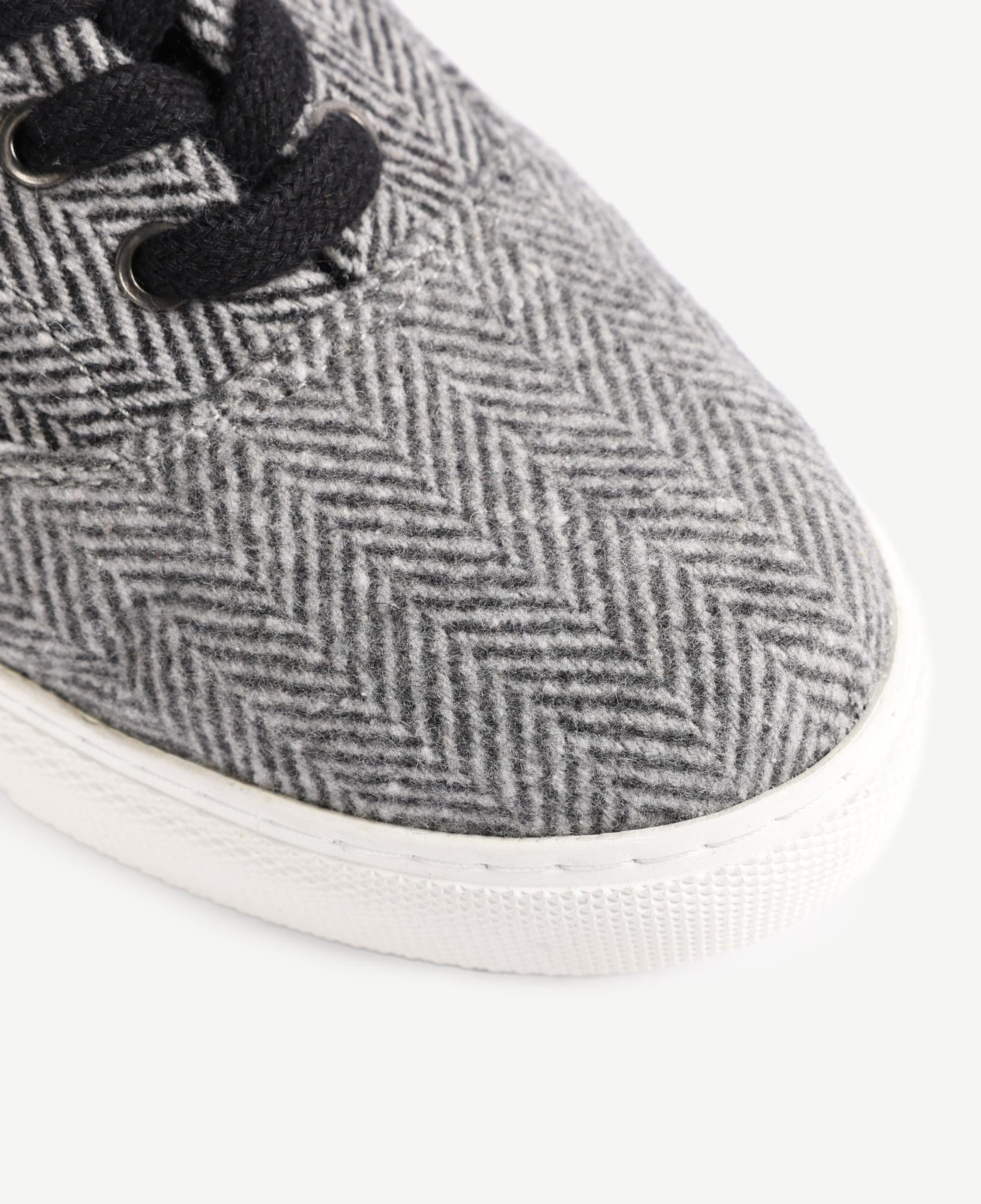 YARGICI Balıksırt Desenli Kumaş Spor Ayakkabı